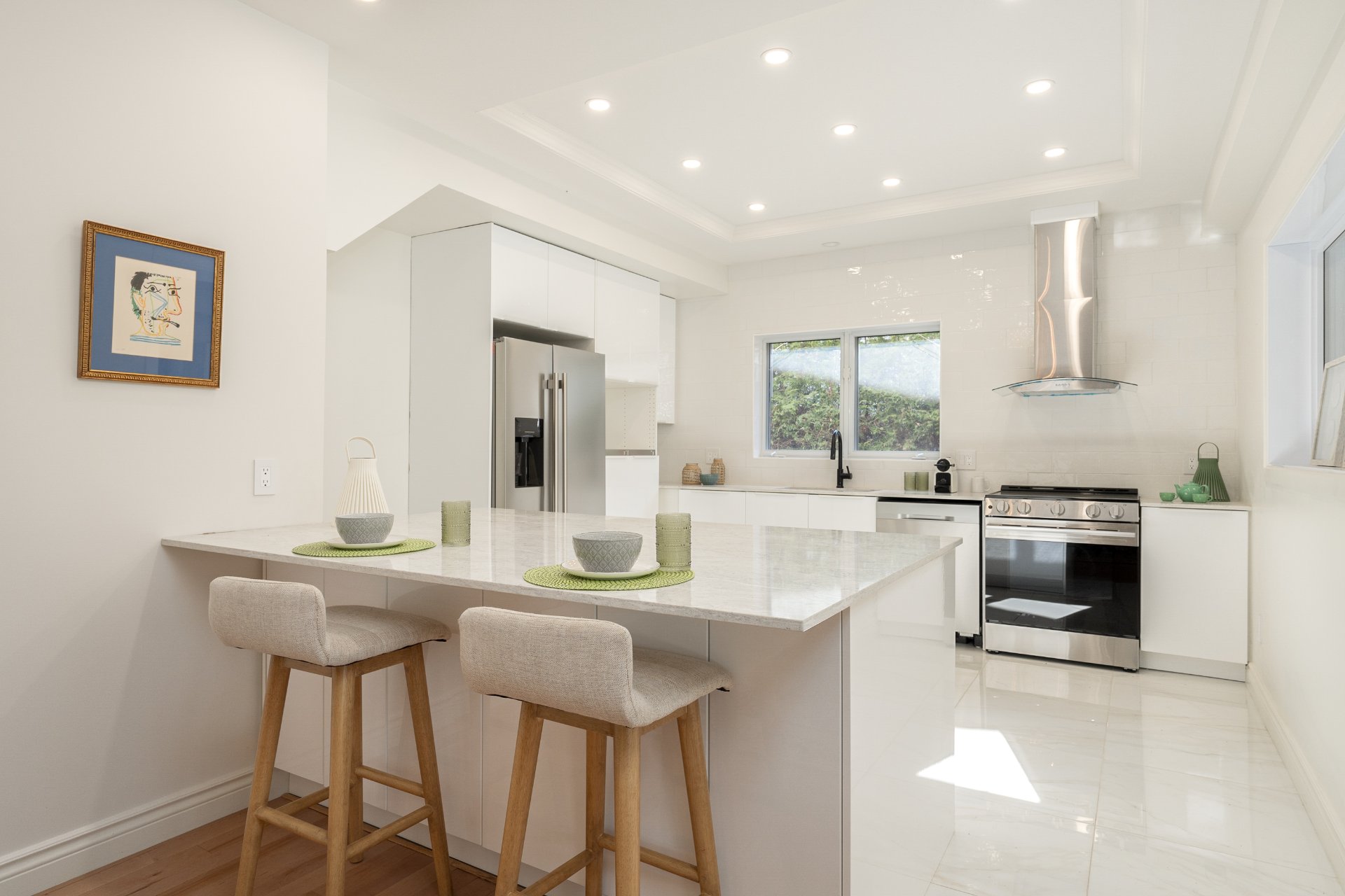 Photo - Kitchen