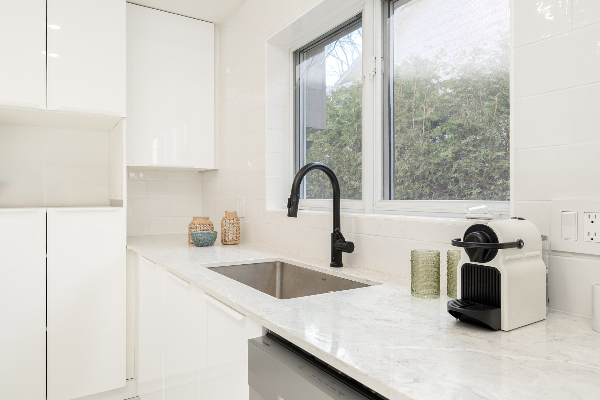 Photo - Kitchen