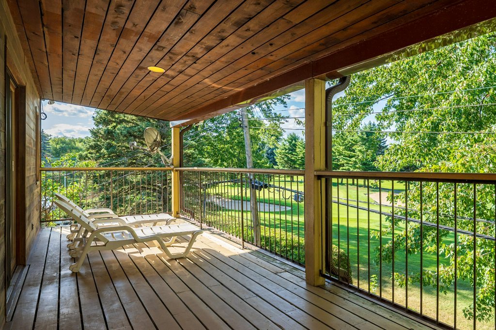 Photo - Balcony
