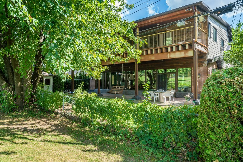 Photo - Backyard
