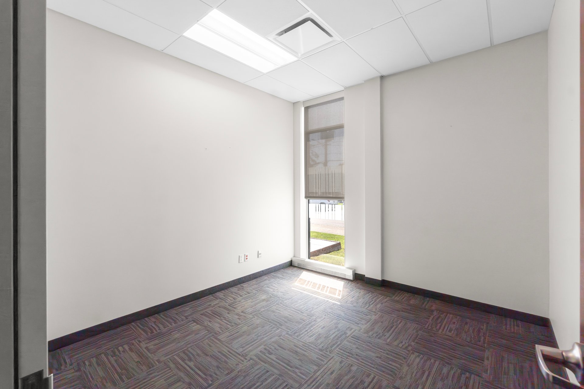 Photo - Interior