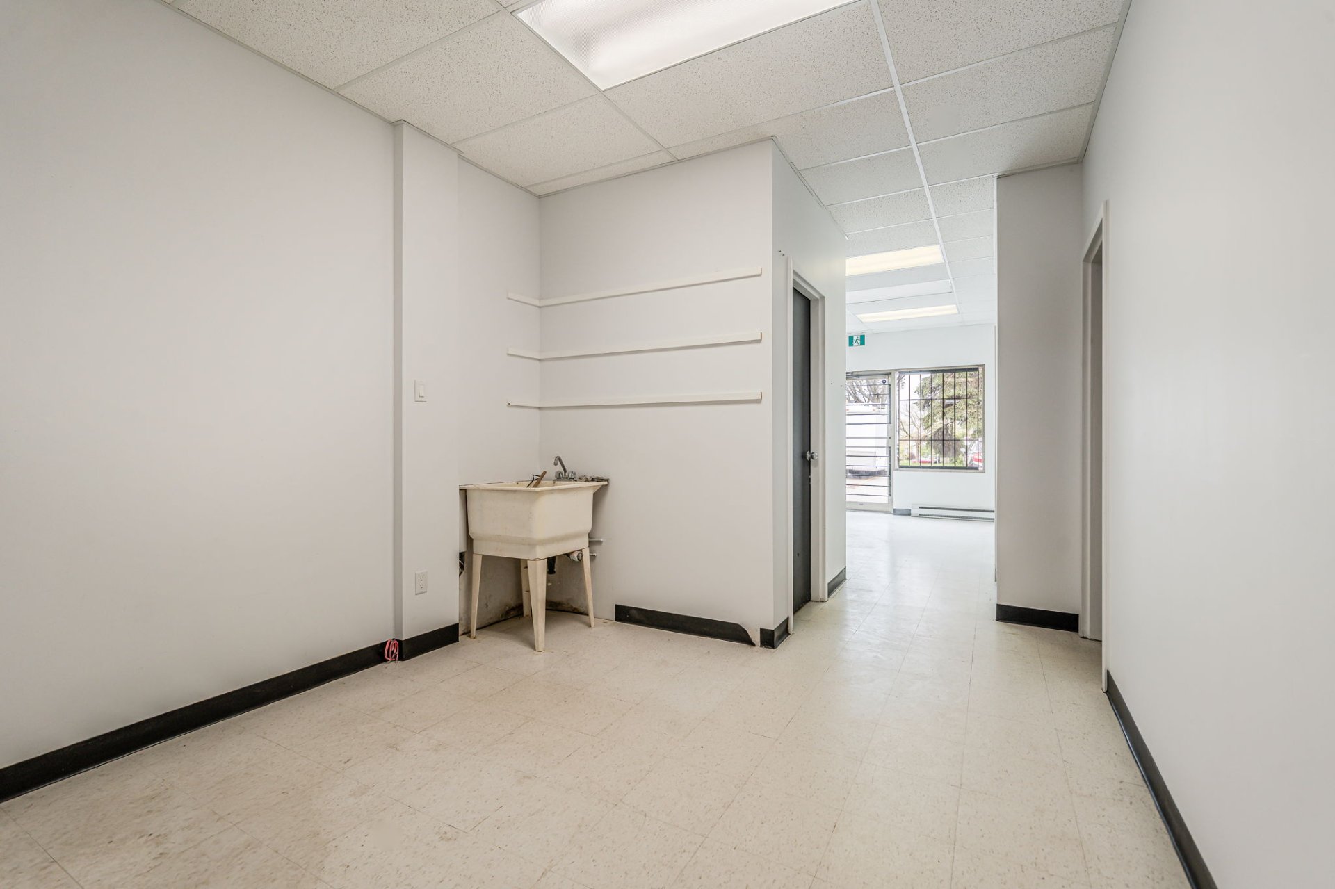 Photo - Hallway