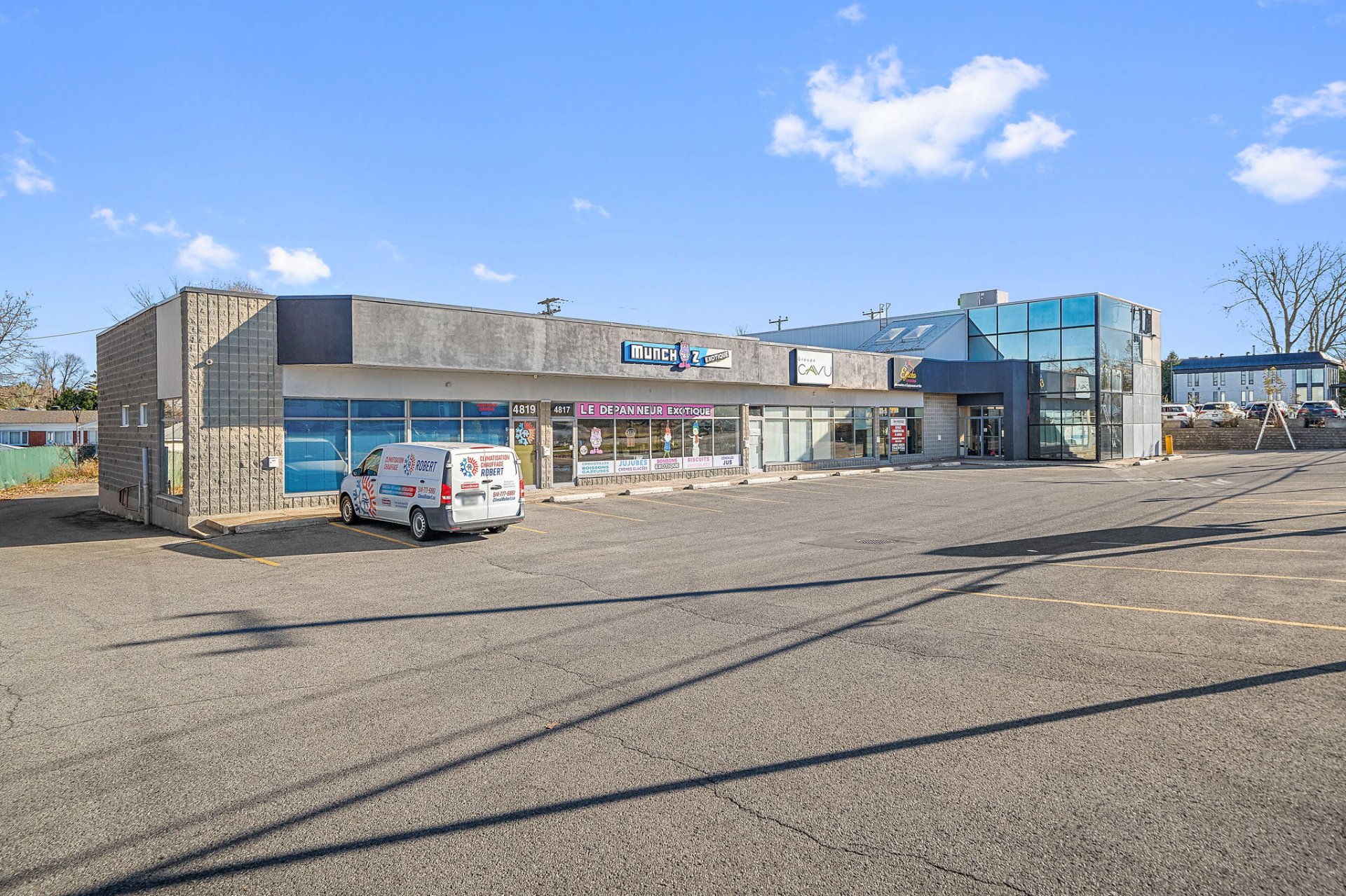 Photo - Frontage