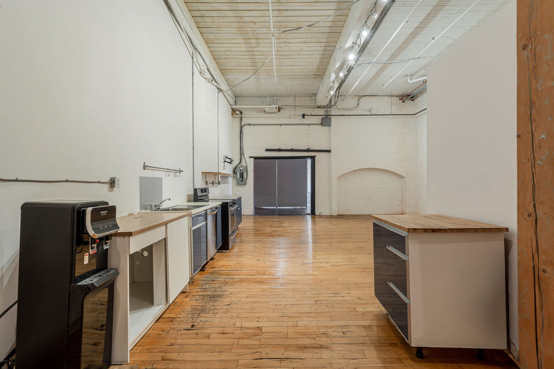 Photo - Kitchen