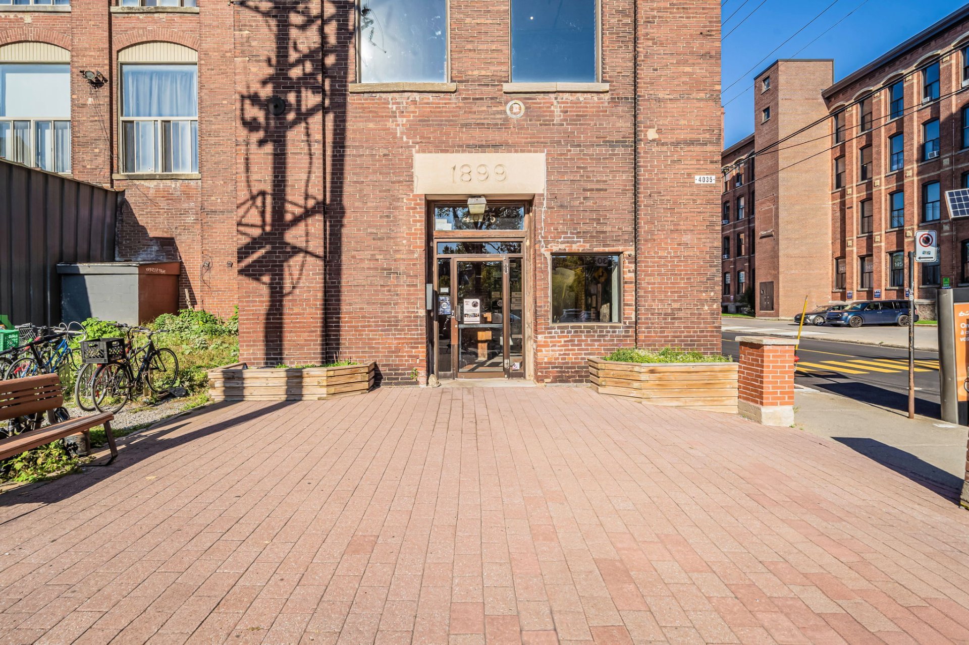 Photo - Exterior entrance
