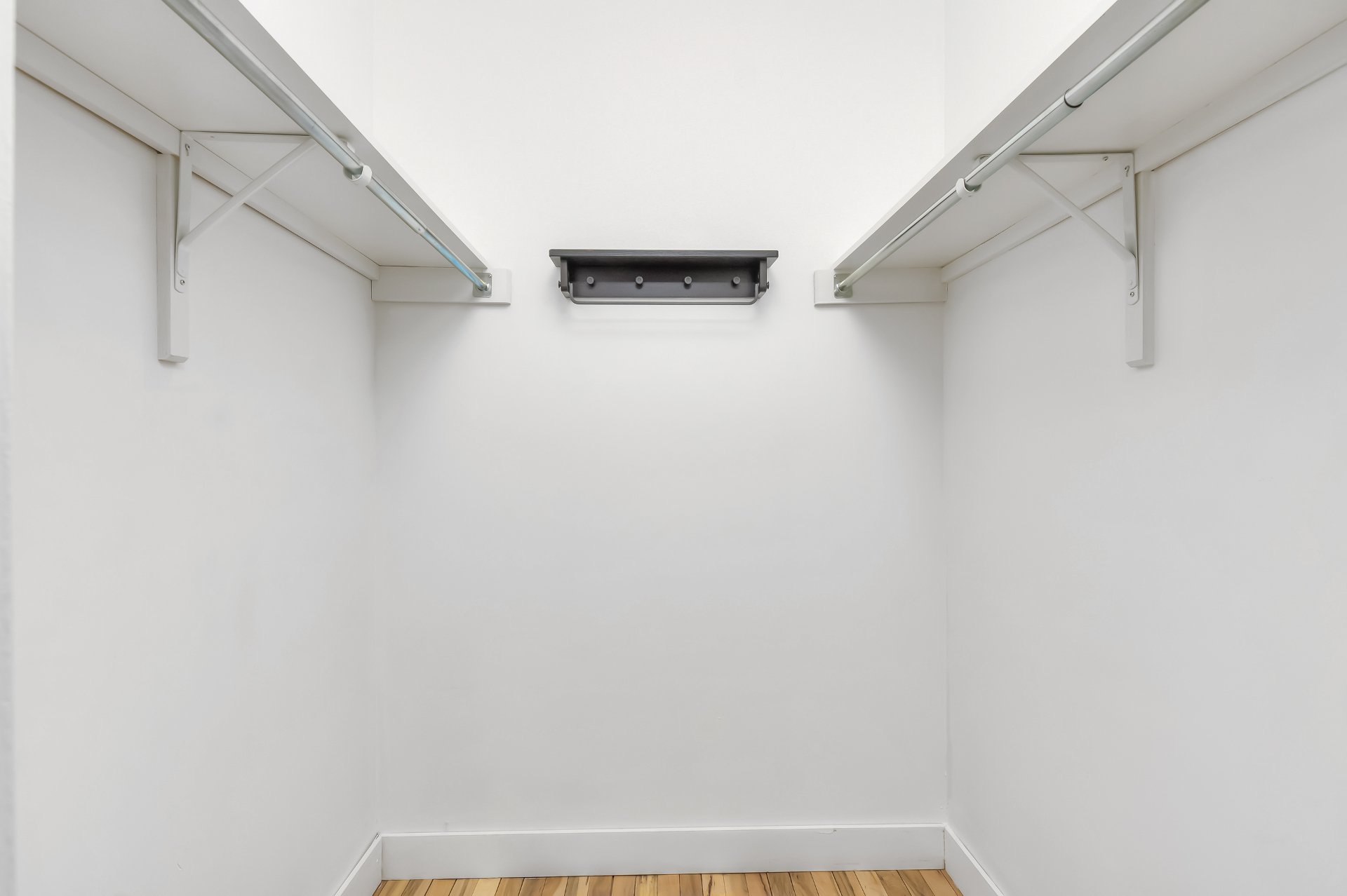 Photo - Walk-in closet