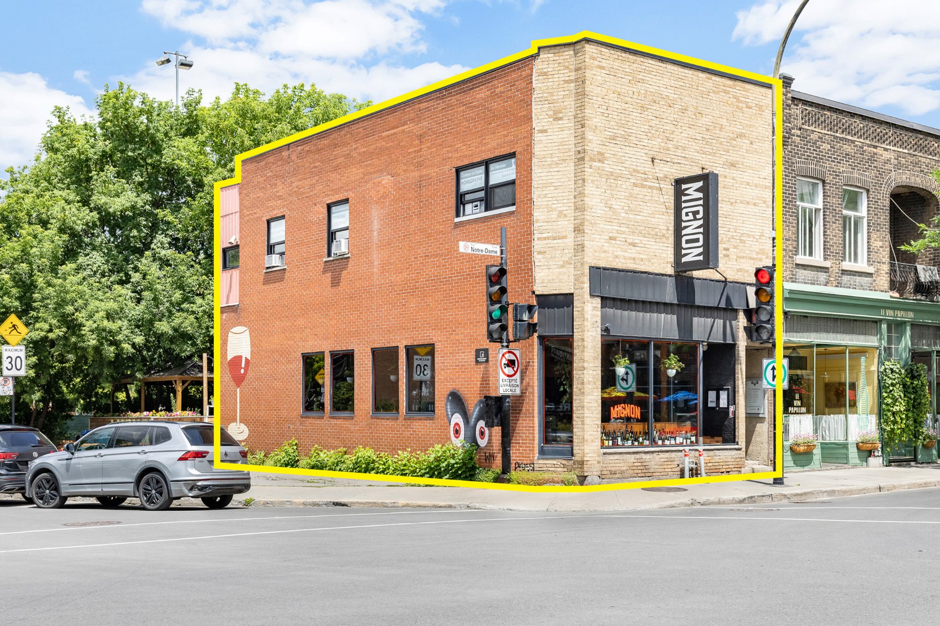Photo - Frontage