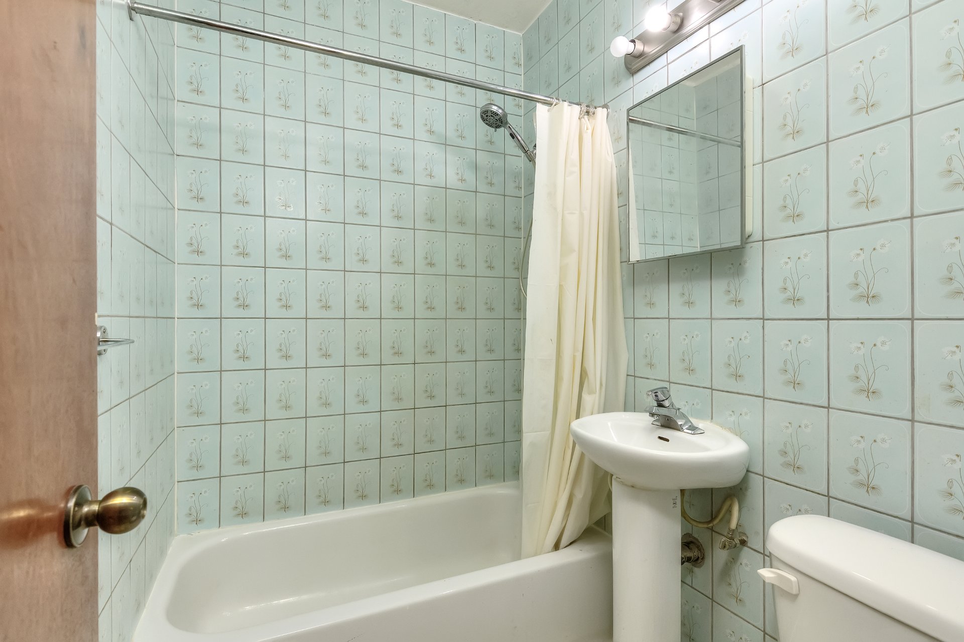 Photo - Bathroom