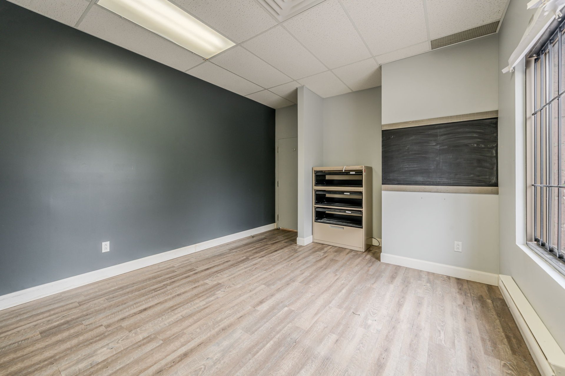 Photo - Office