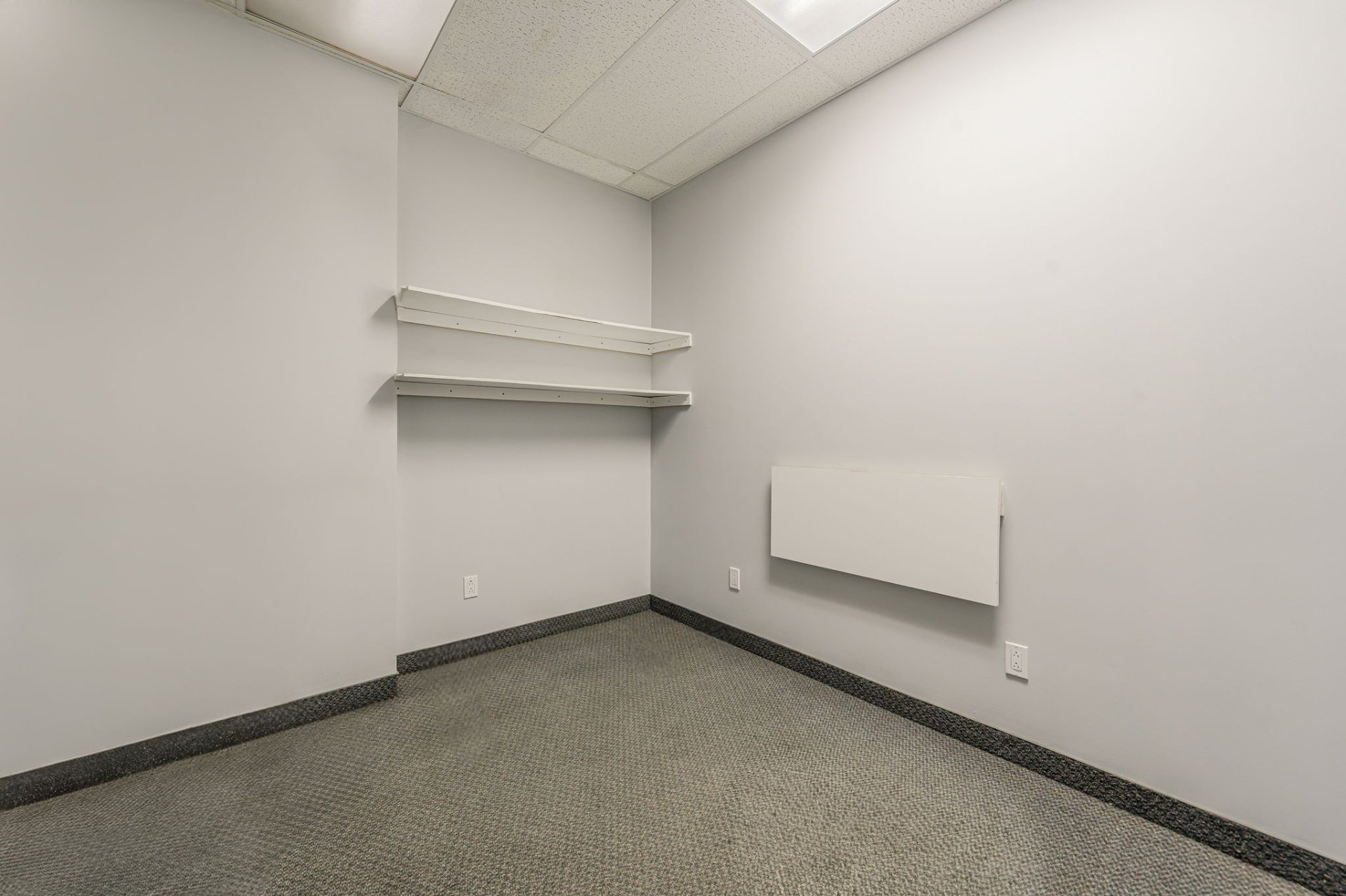 Photo - Office