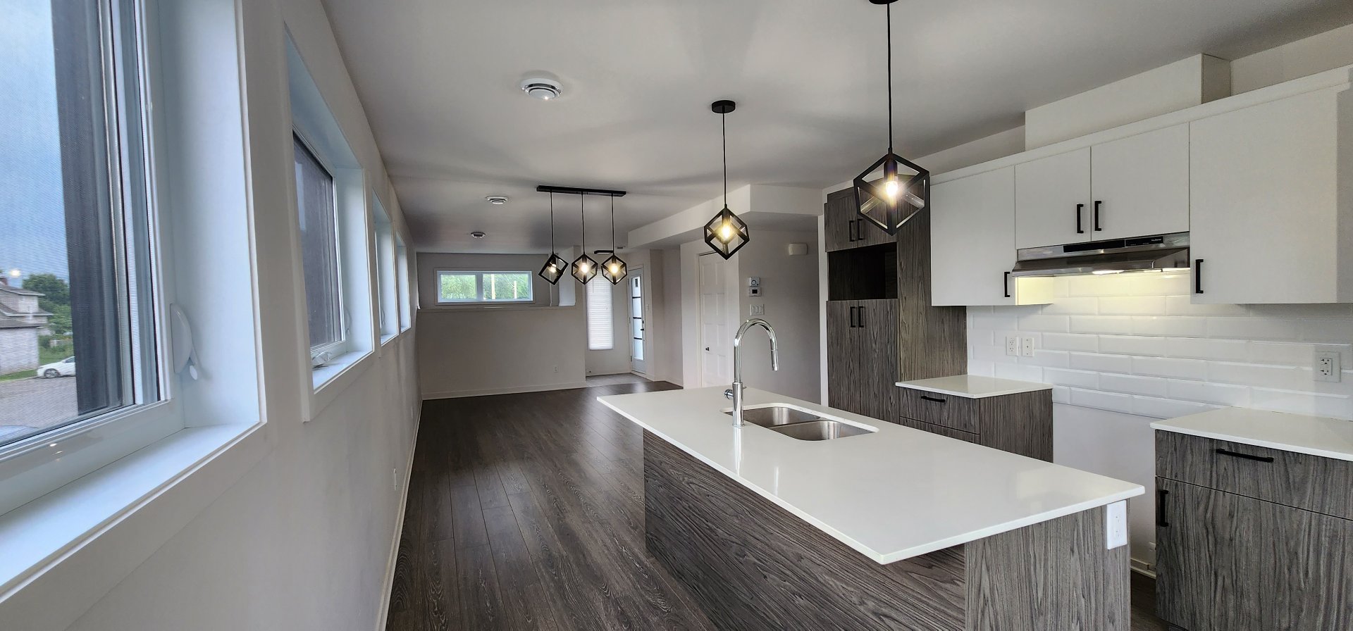 Photo - Kitchen
