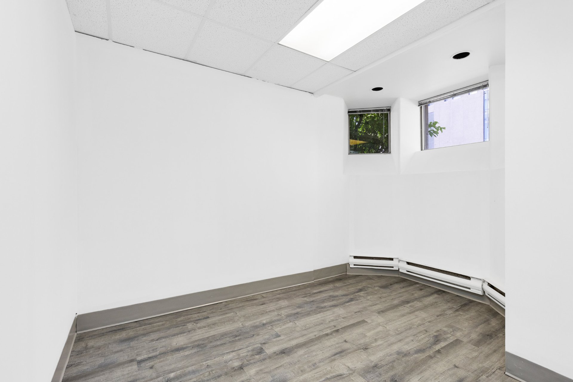 Photo - Interior