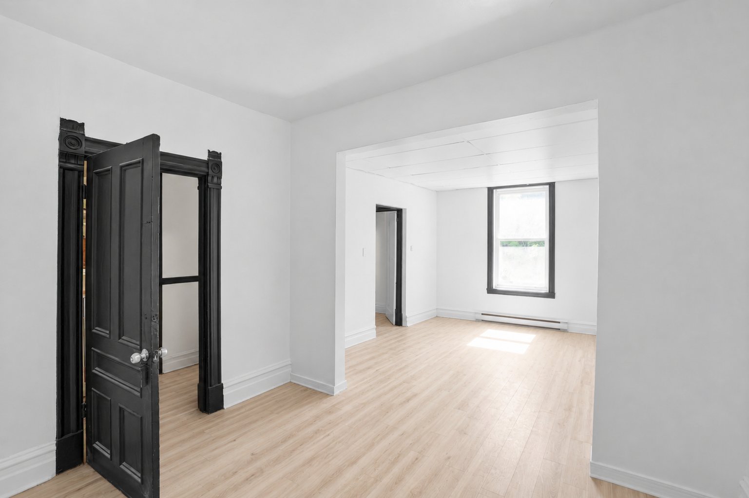 Photo - Interior
