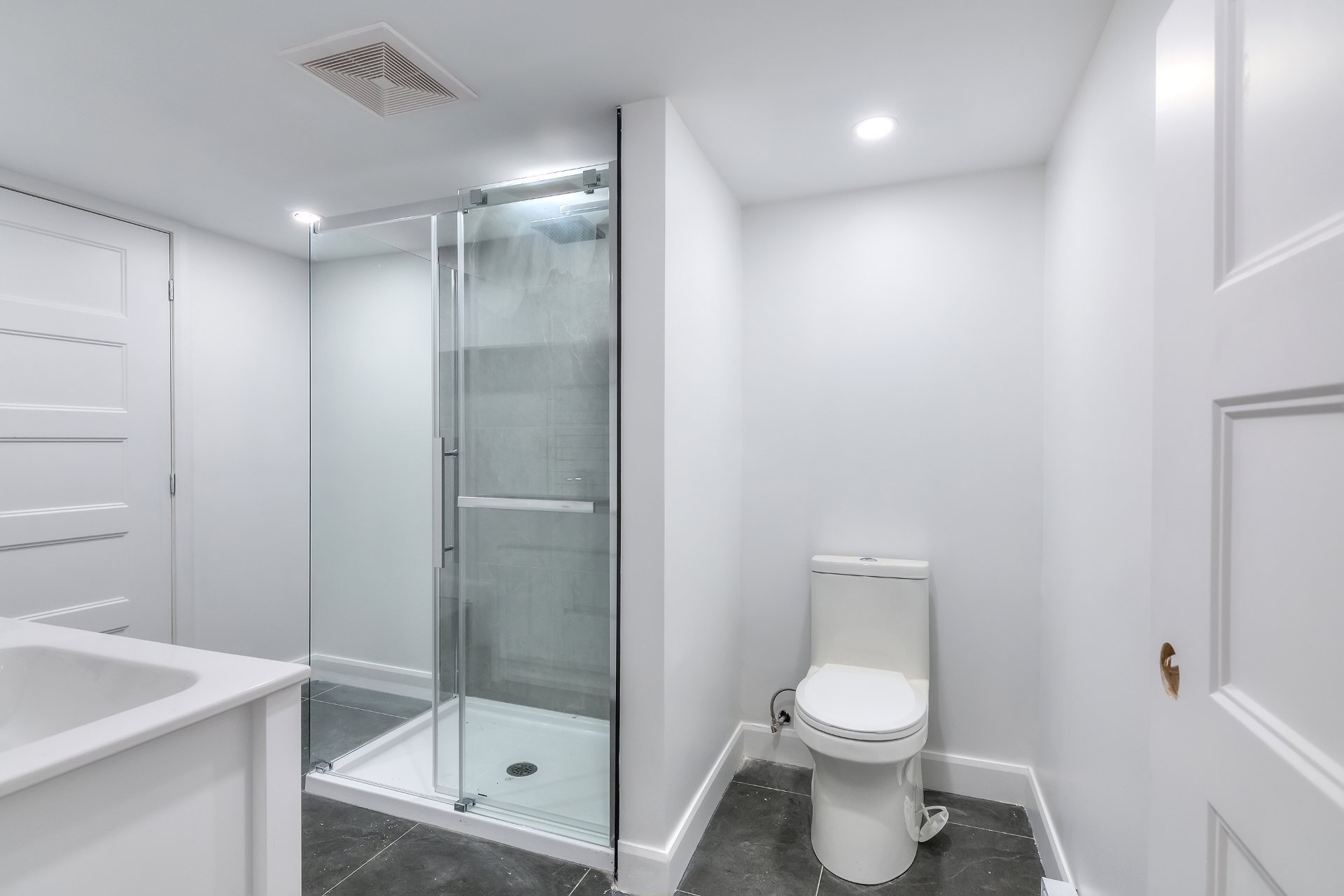 Photo - Bathroom