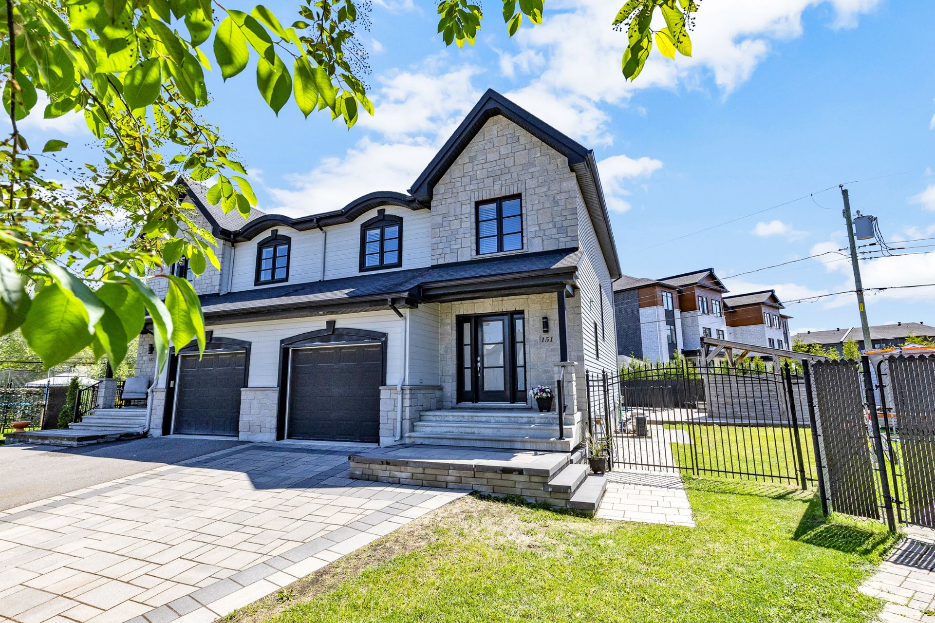 Photo - Frontage