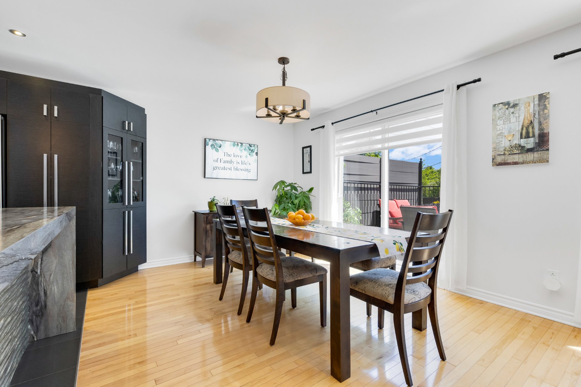 Photo - Dining room