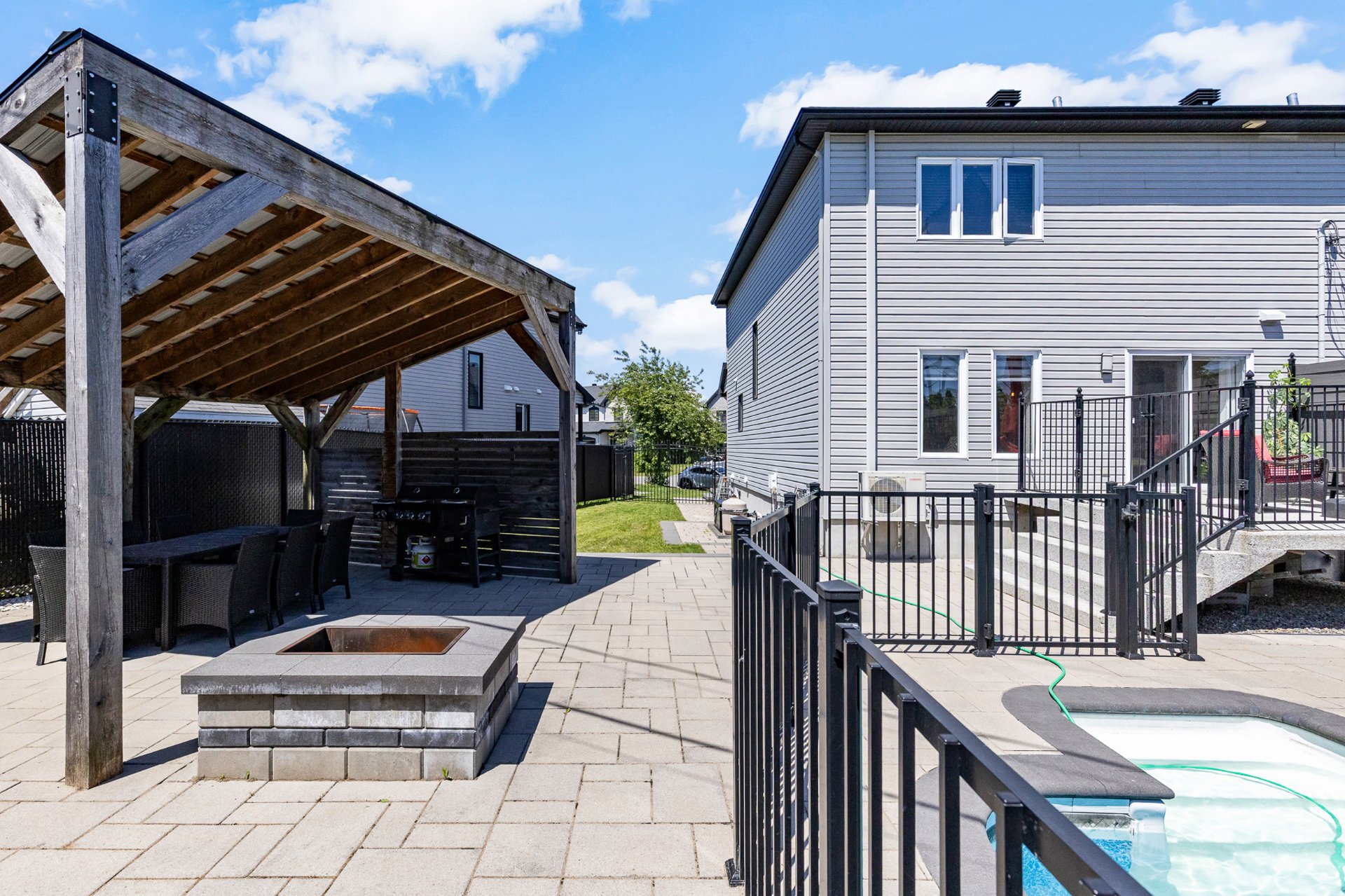 Photo - Backyard