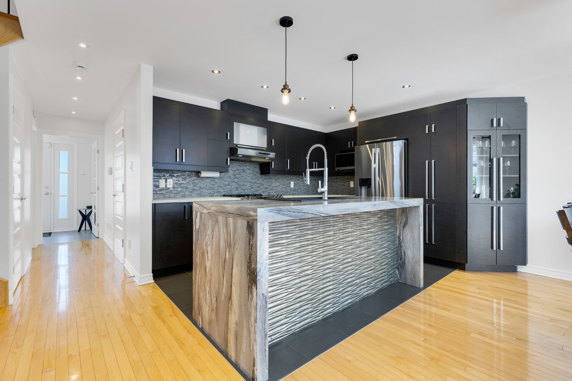 Photo - Kitchen