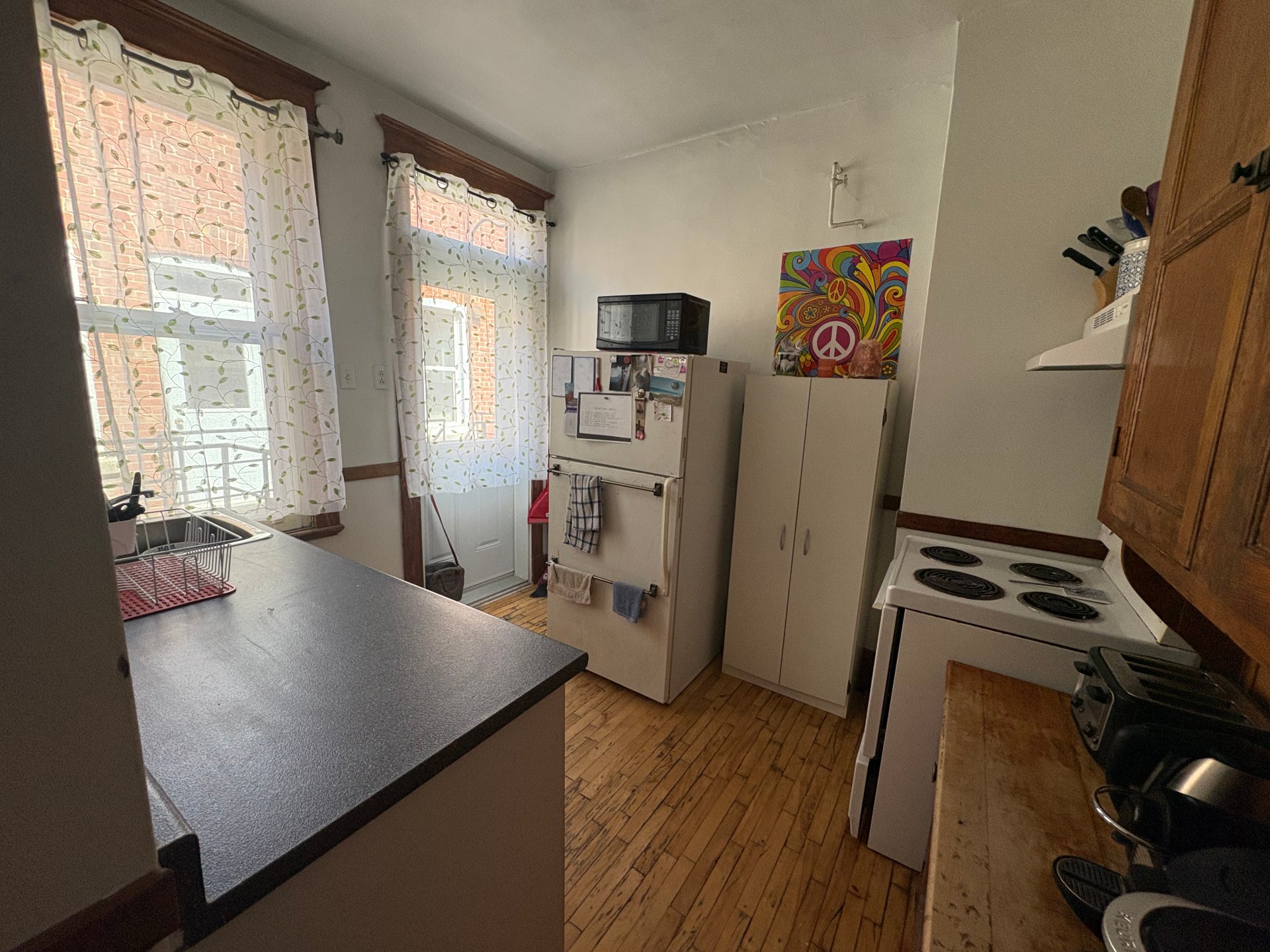 Photo - Kitchen