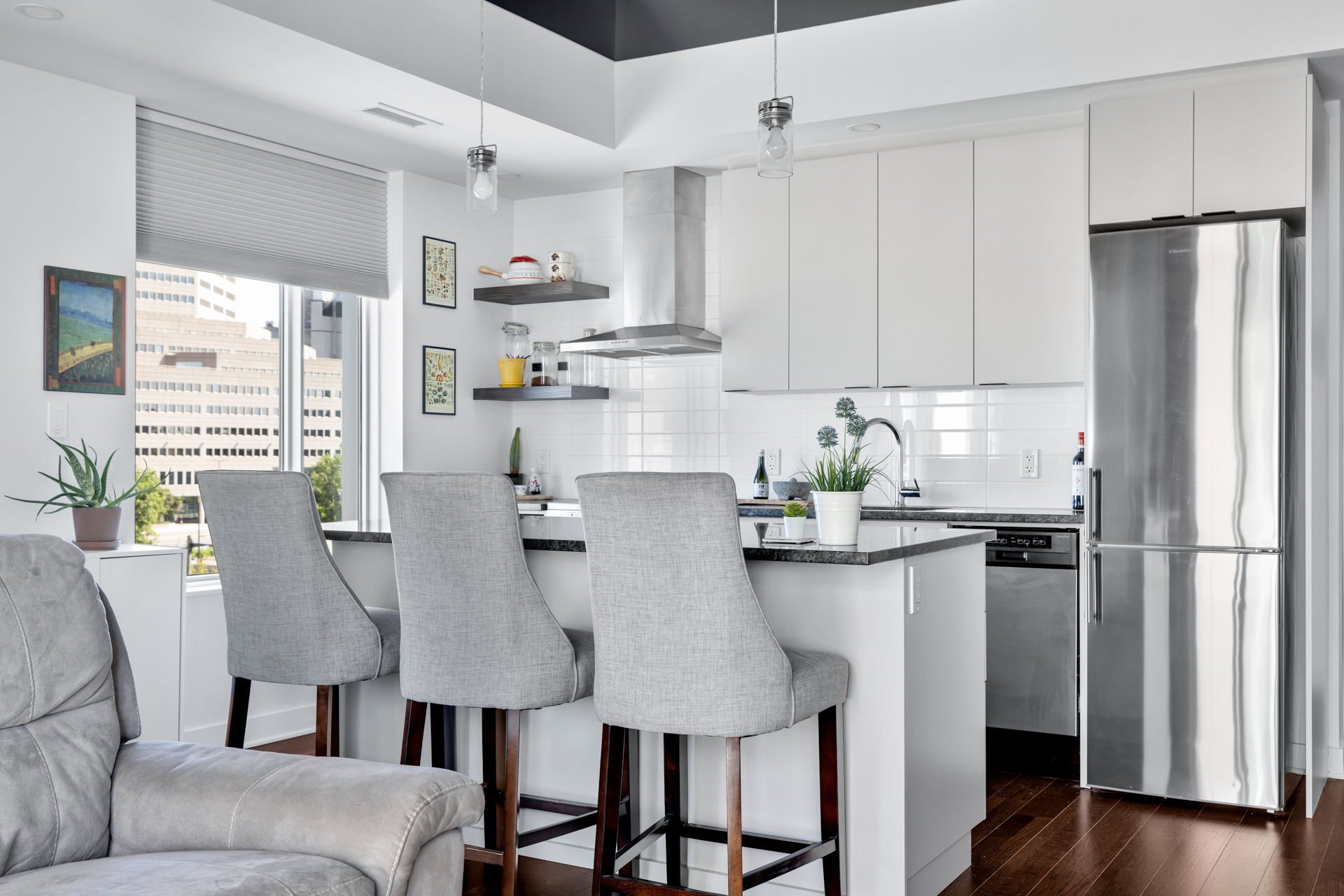 Photo - Kitchen