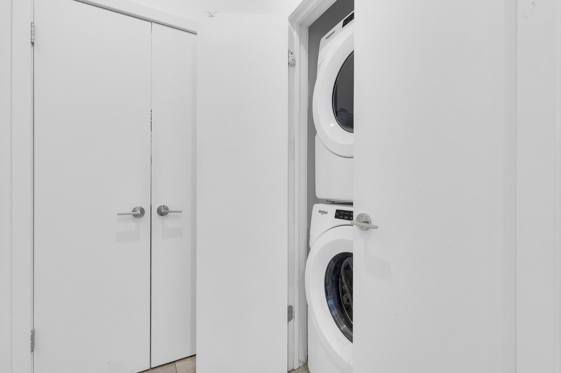 Photo - Laundry room