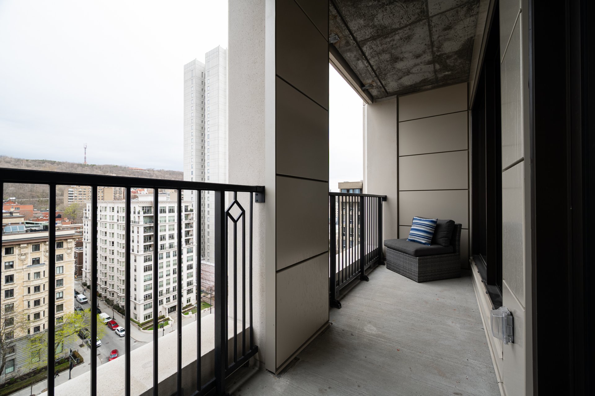 Photo - Balcony