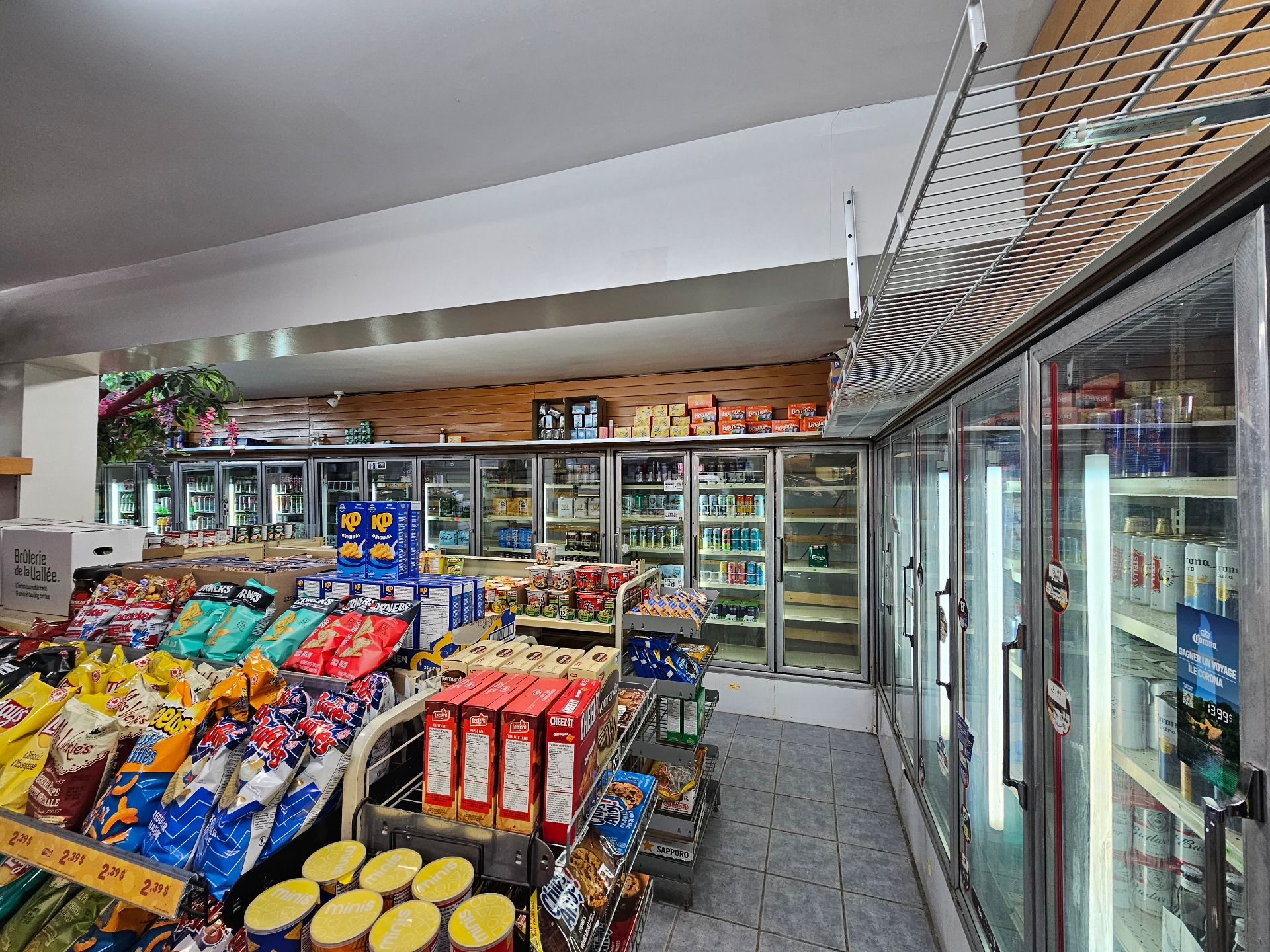 Photo - Interior