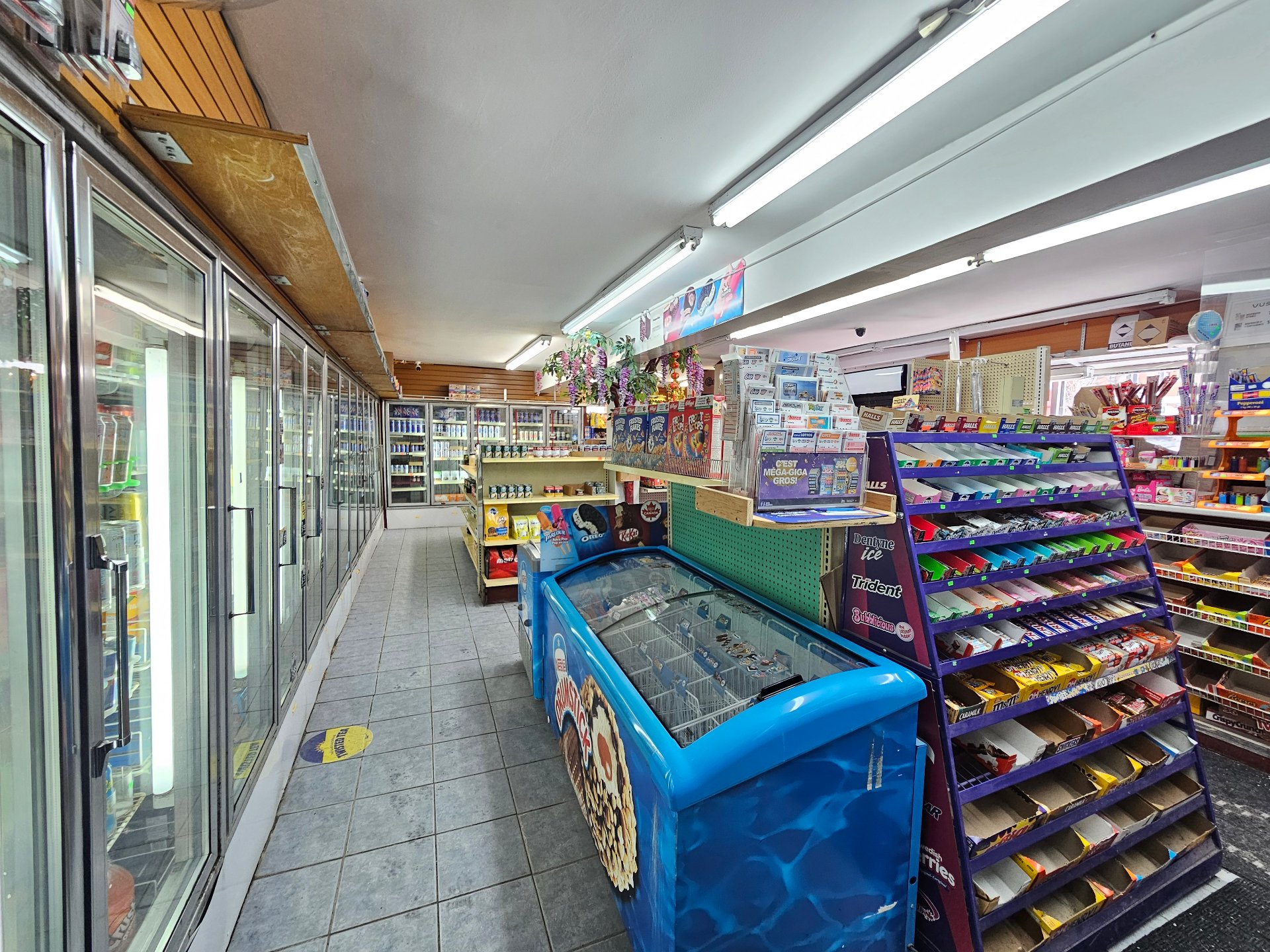 Photo - Interior