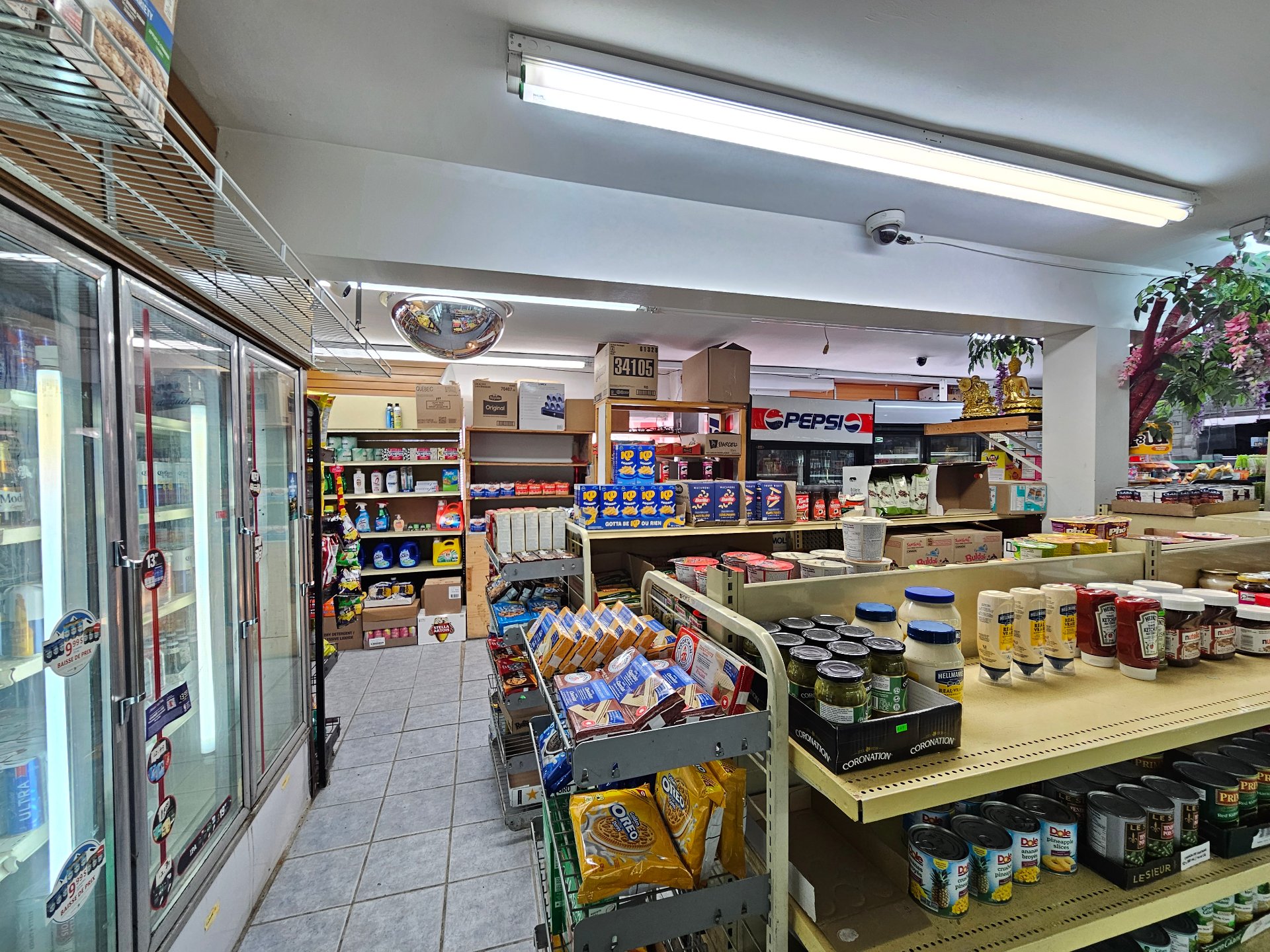 Photo - Interior