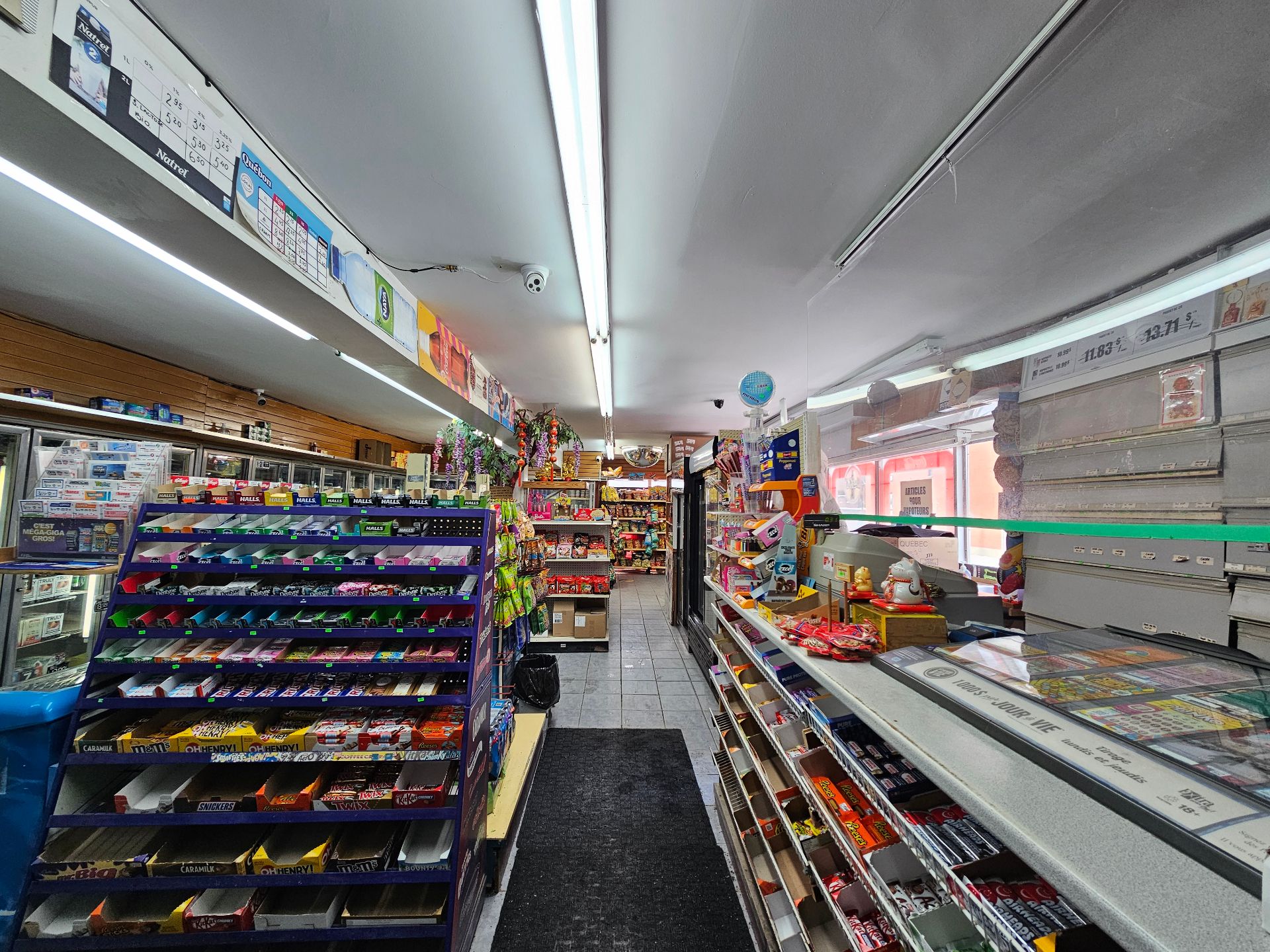 Photo - Interior