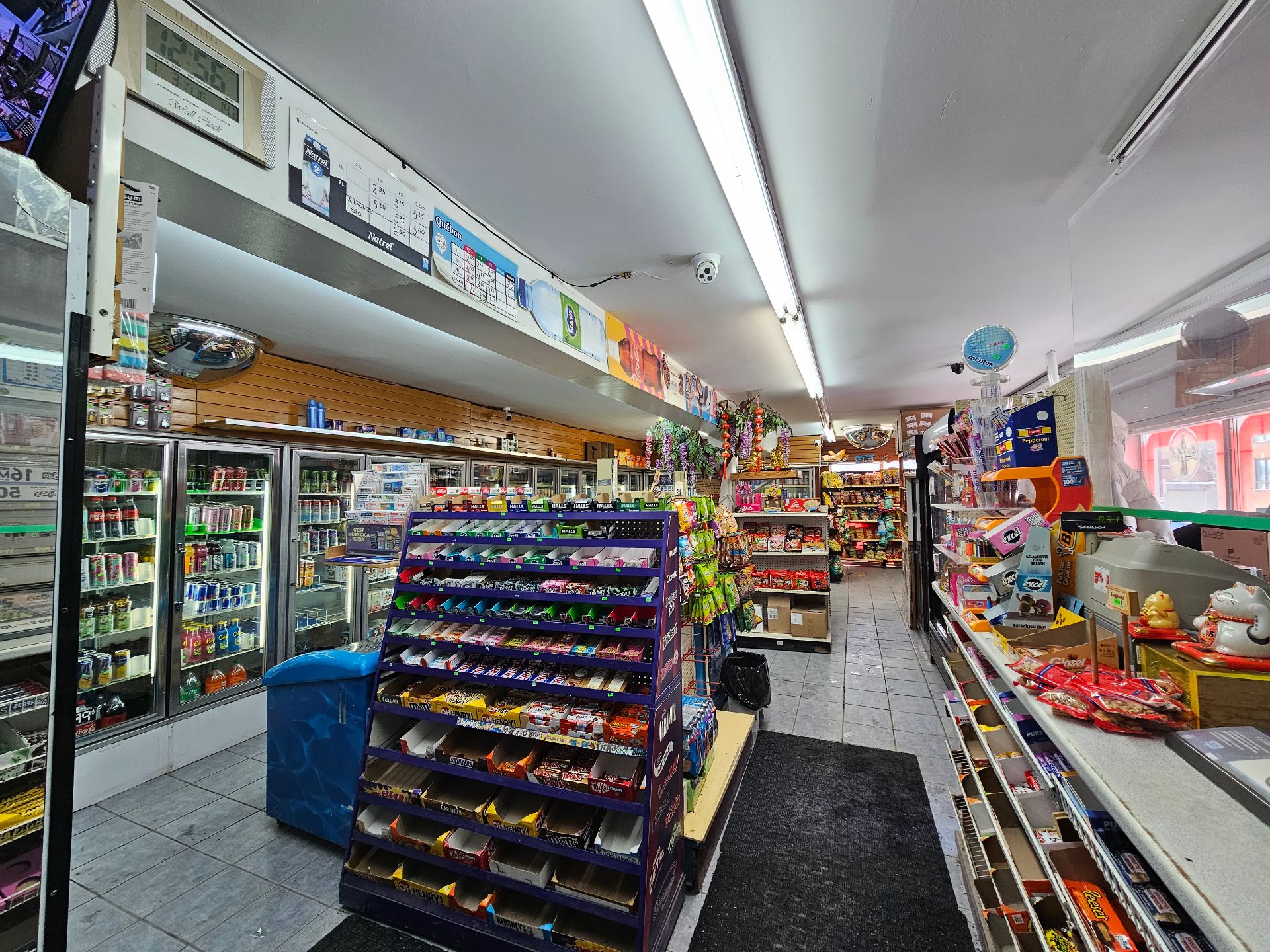 Photo - Interior