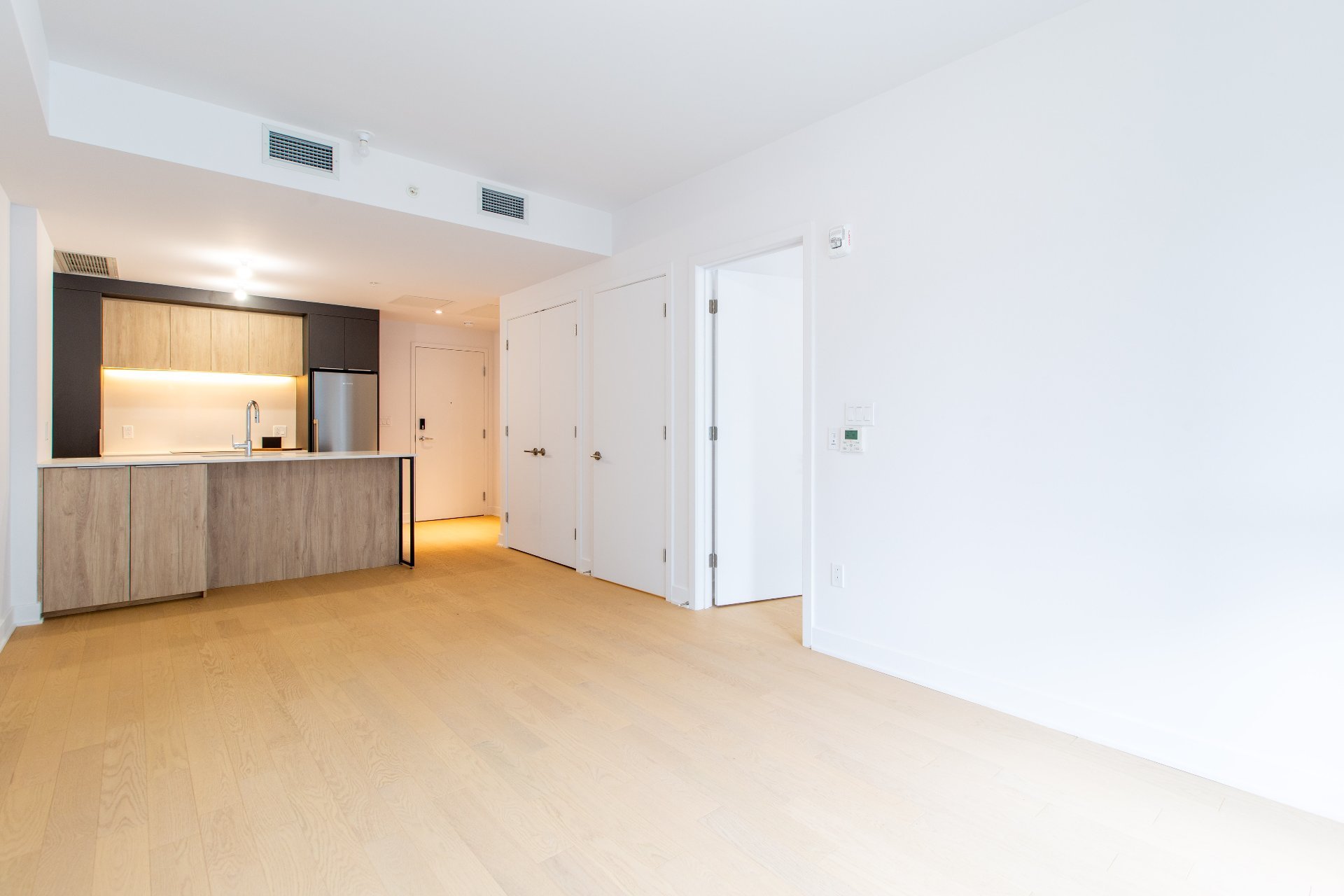 Photo - Interior