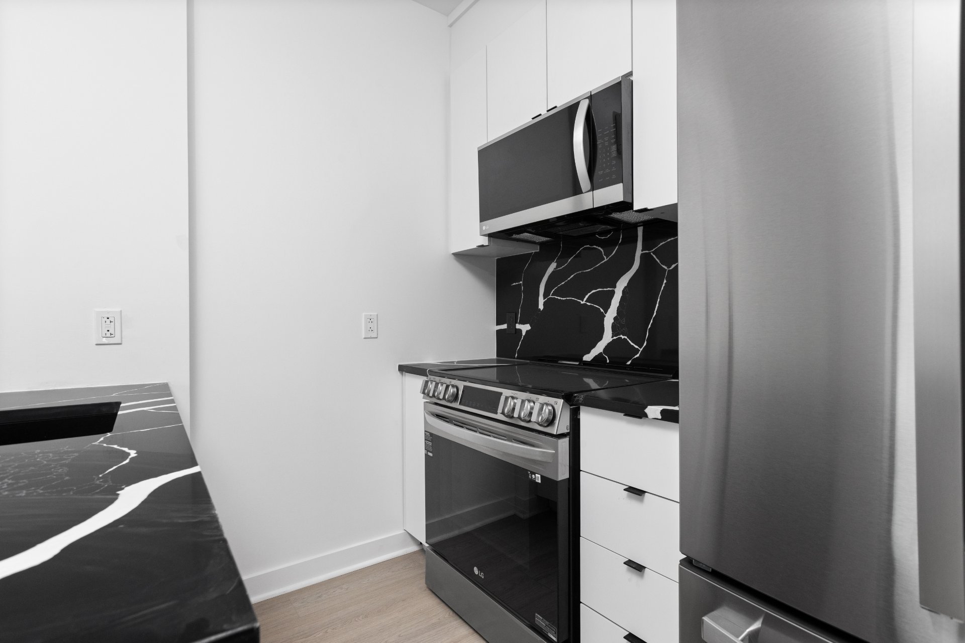 Photo - Kitchen