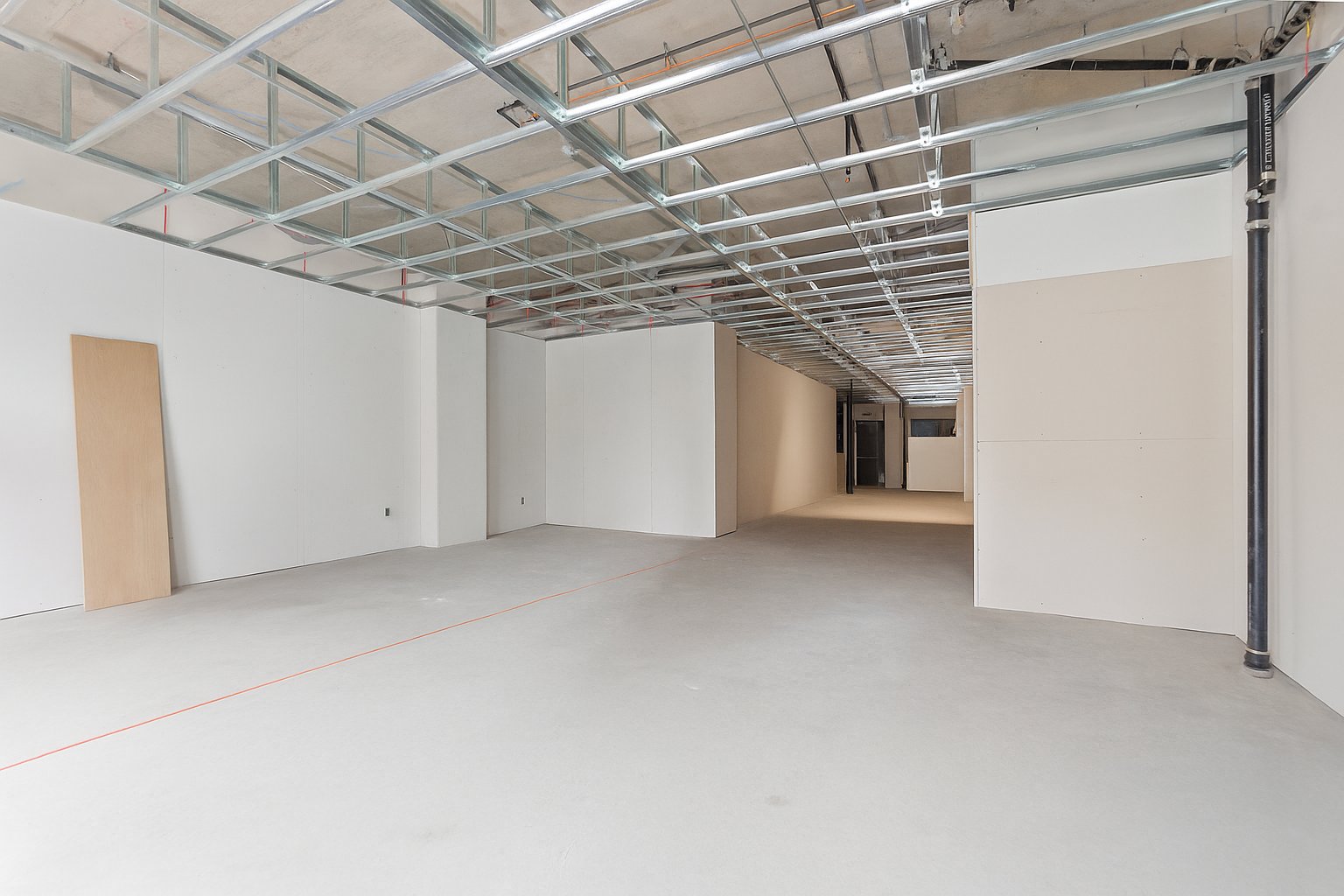 Photo - Interior