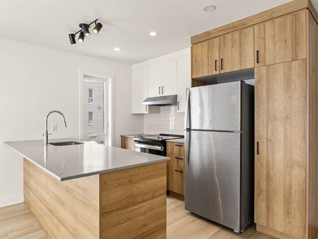 Photo - Kitchen