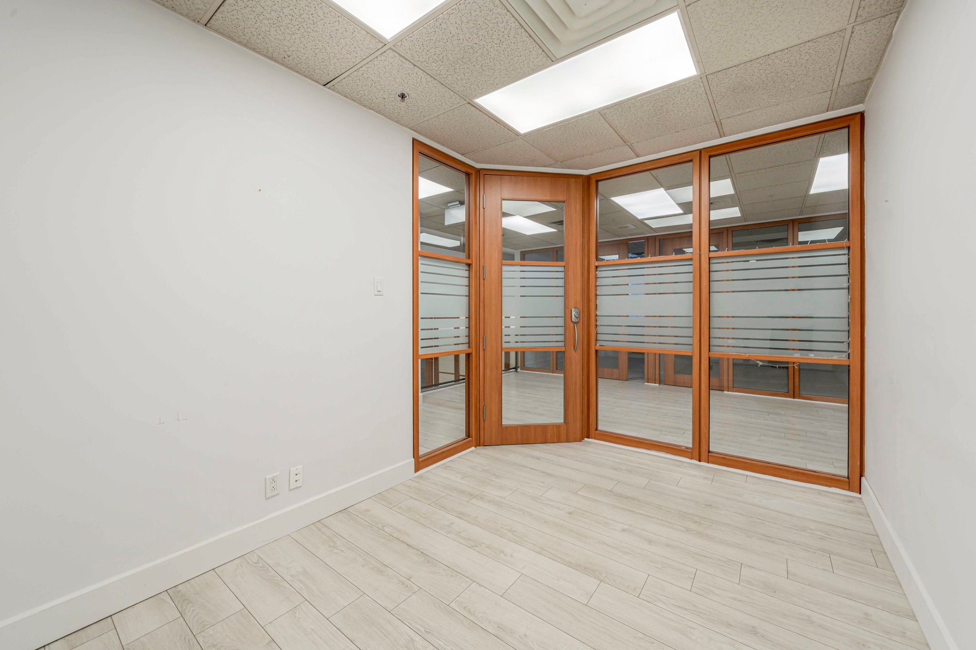 Photo - Office