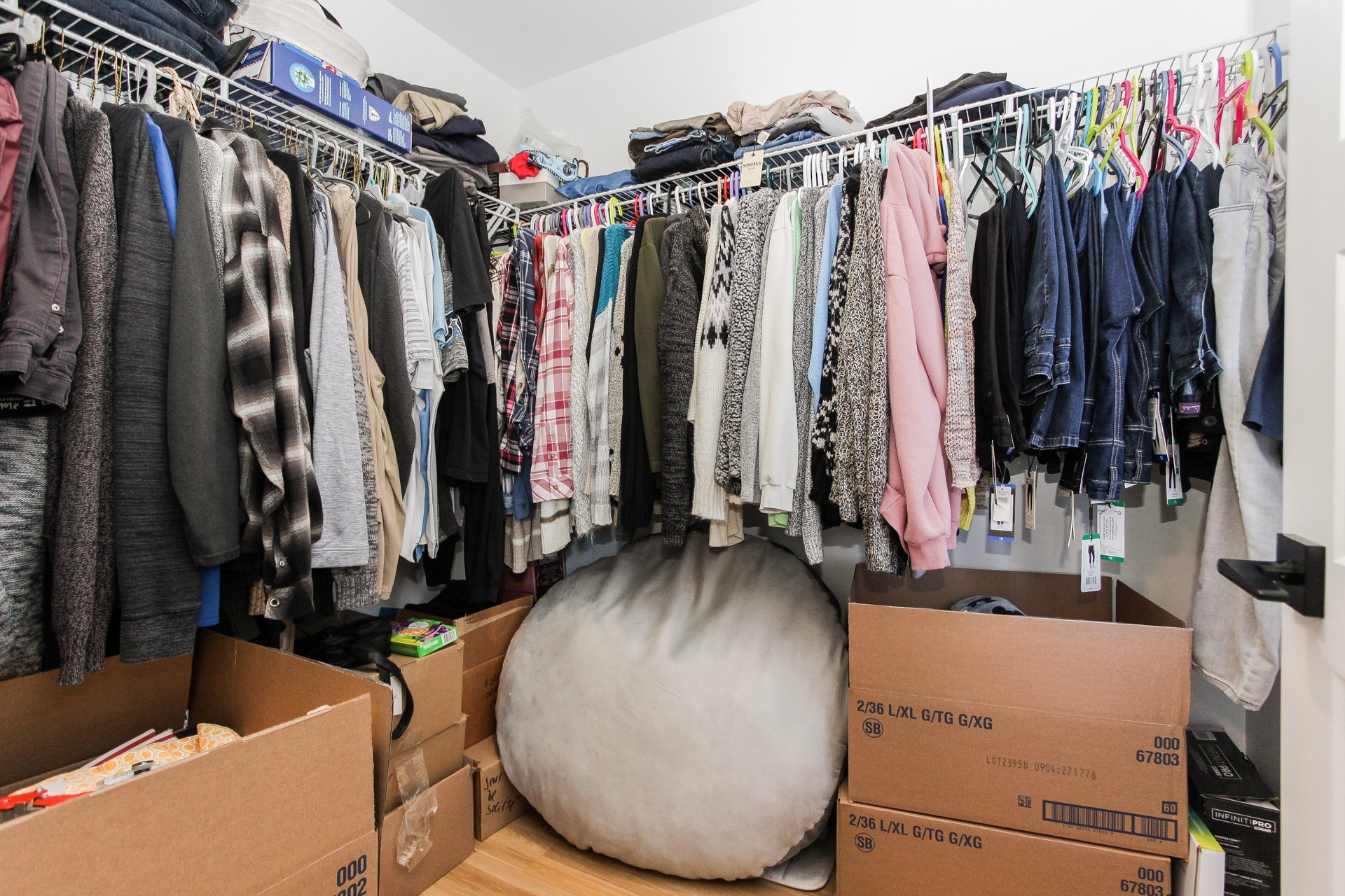 Photo - Penderie (Walk-in)