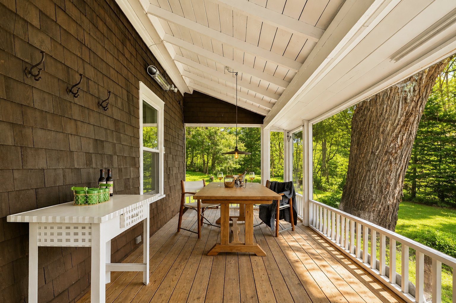 Photo - Veranda