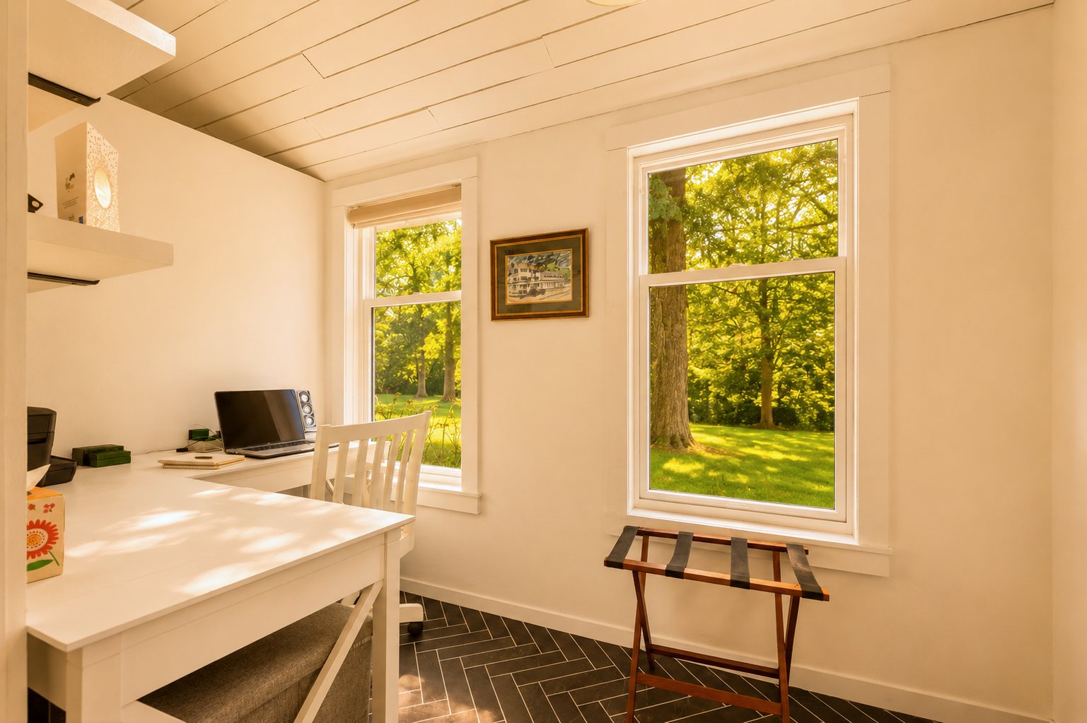 Photo - Office