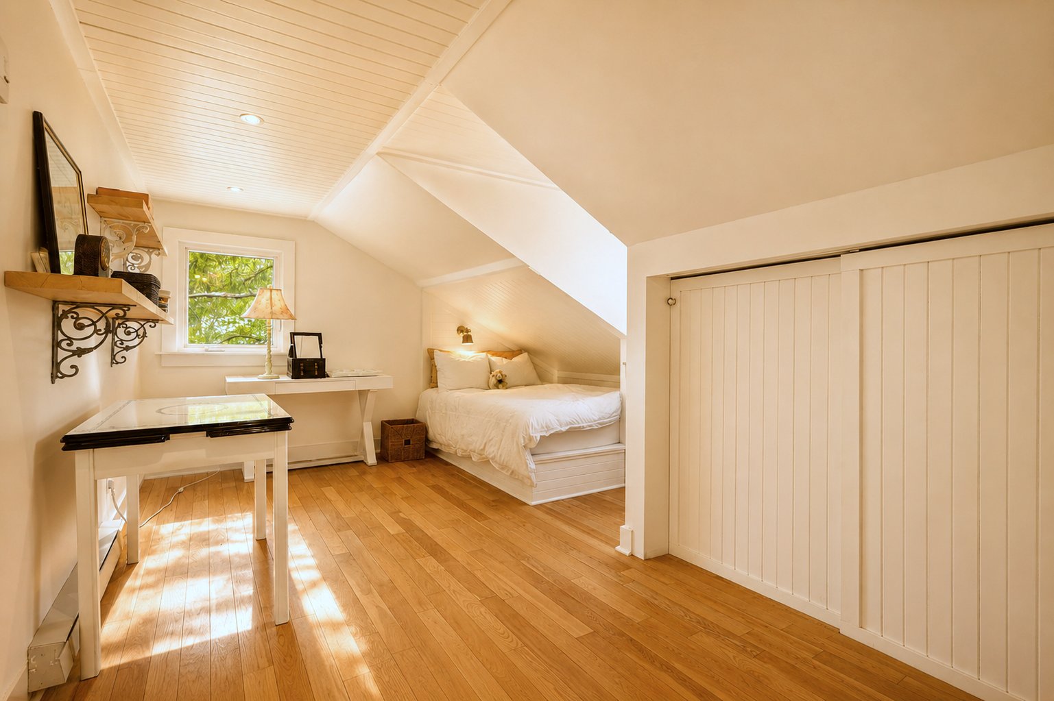 Photo - Bedroom