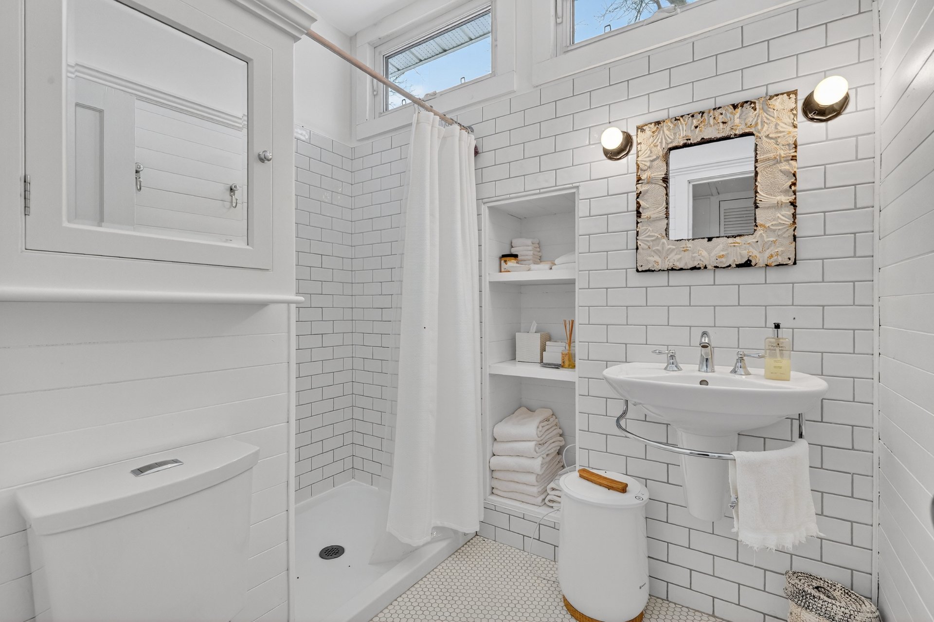 Photo - Bathroom
