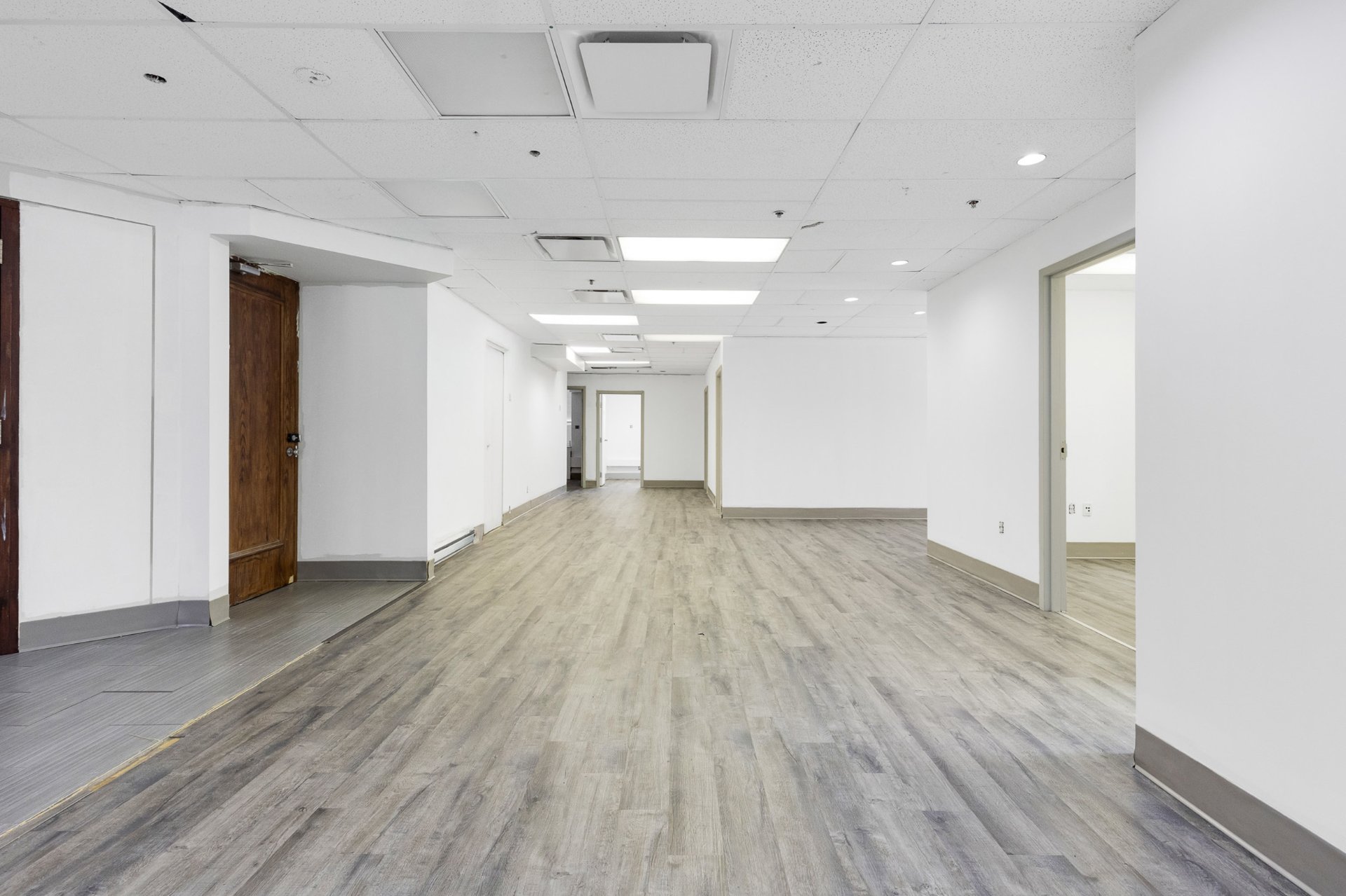 Photo - Interior