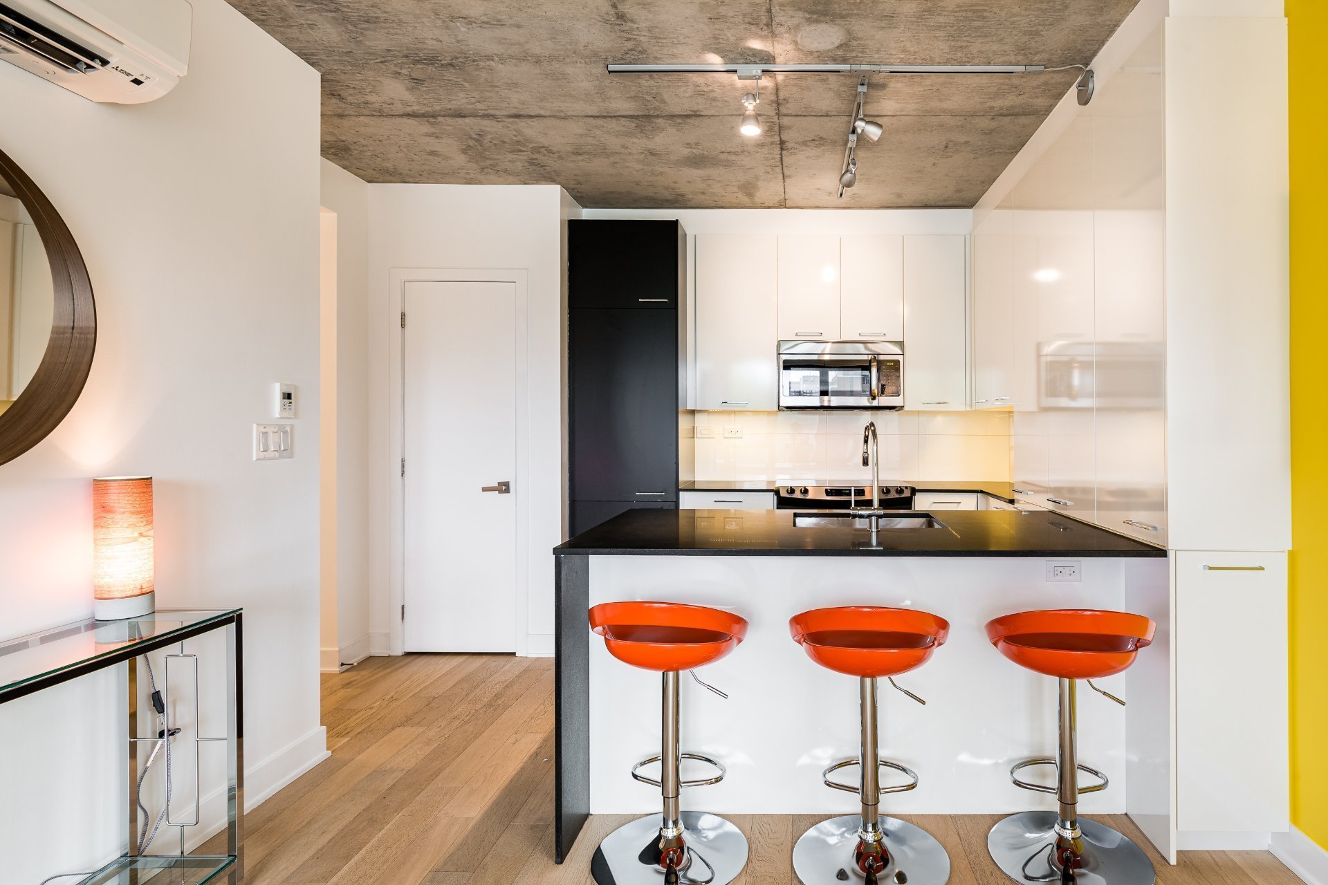 Photo - Kitchen