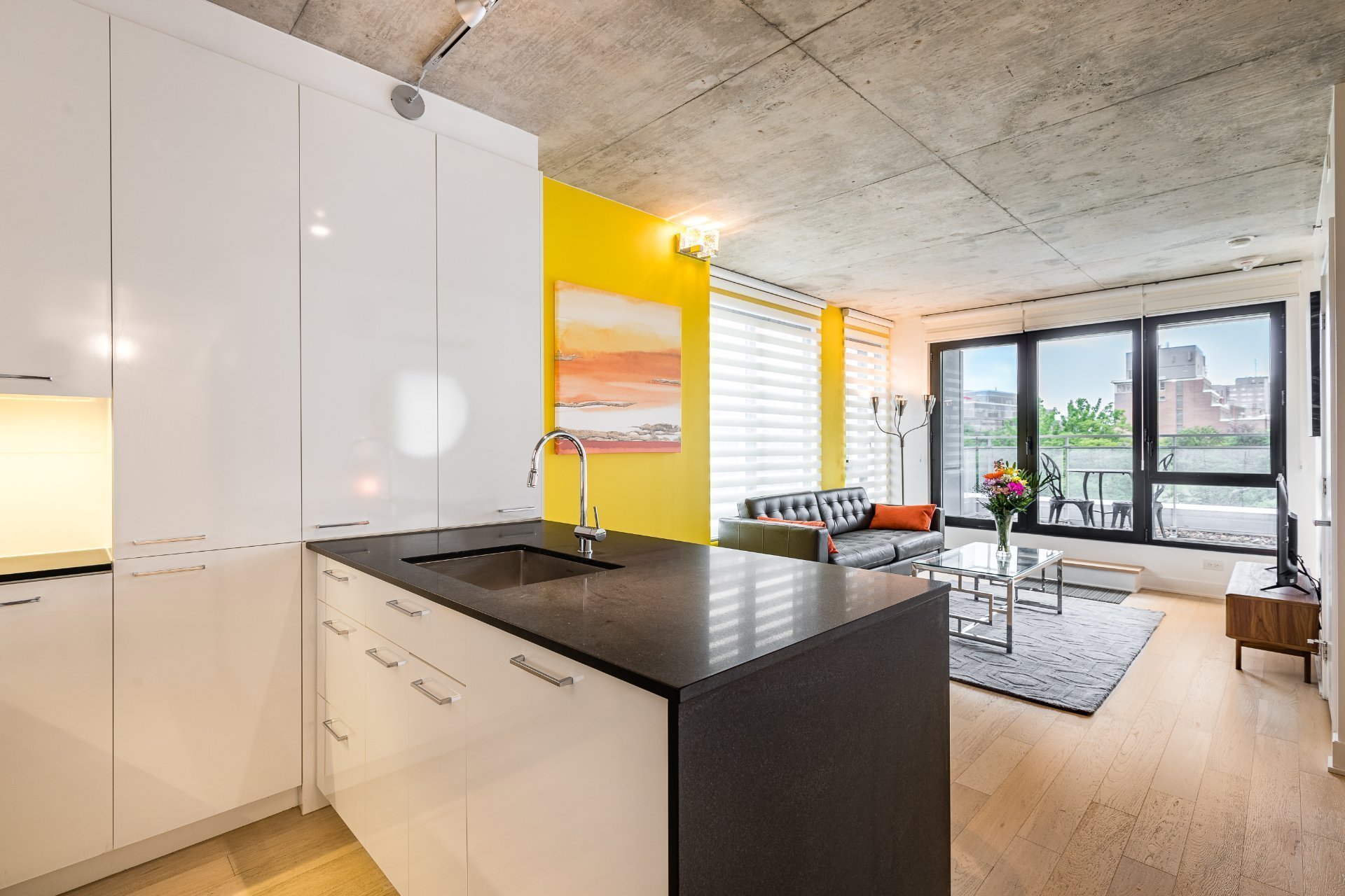 Photo - Kitchen