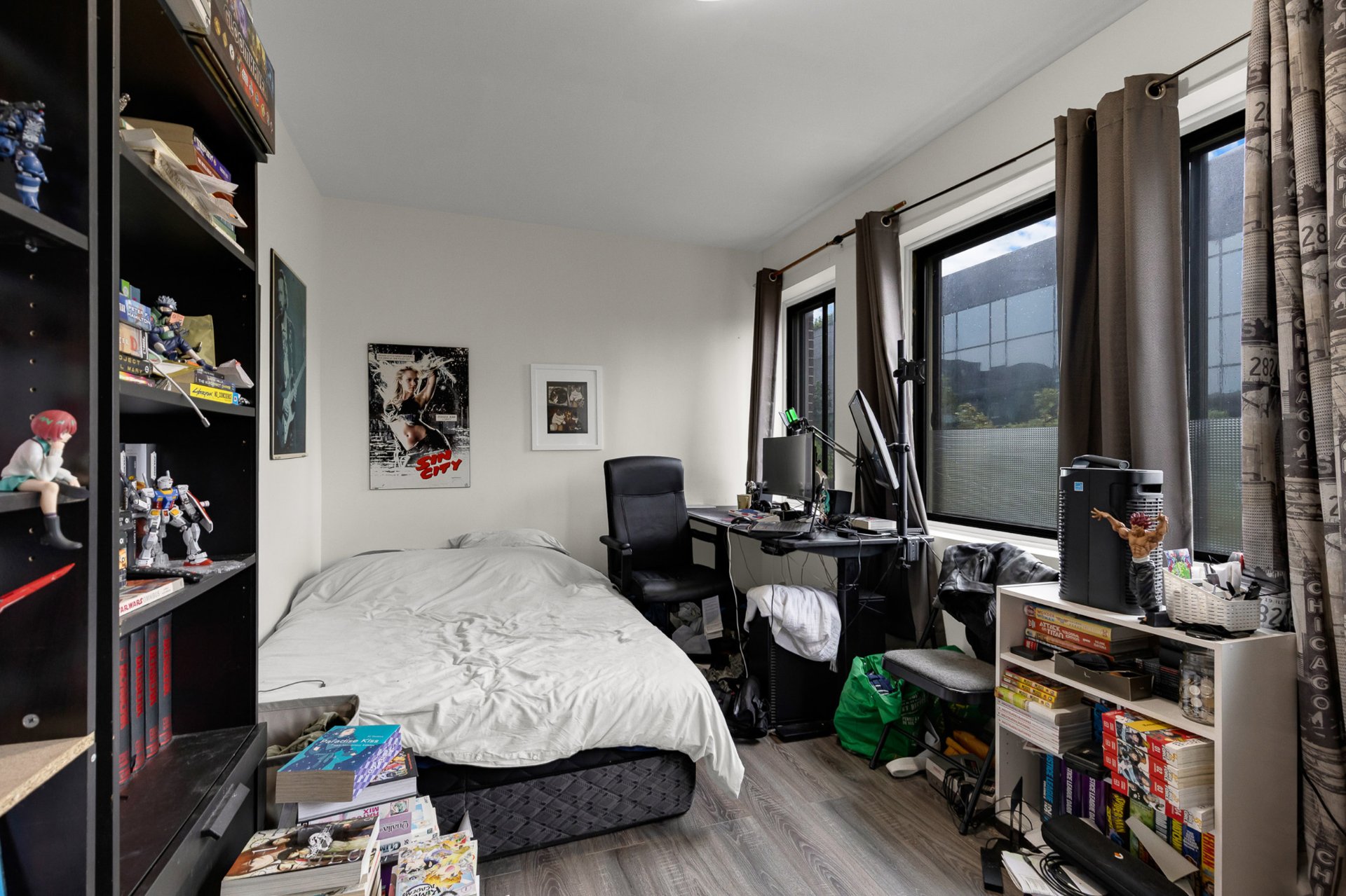 Photo - Interior