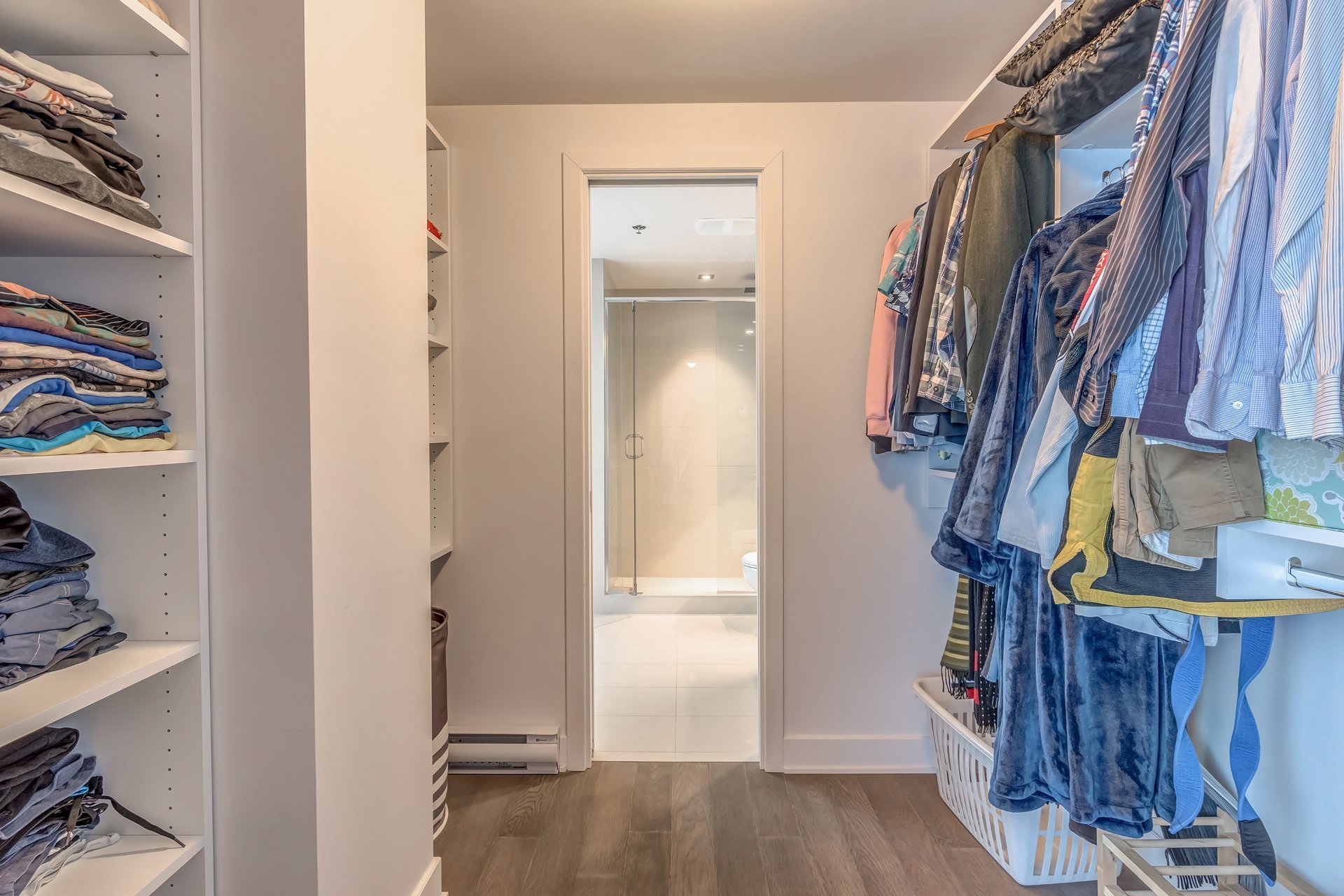 Photo - Penderie (Walk-in)