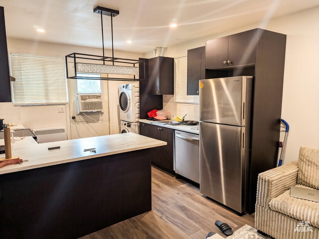 Photo - Kitchen