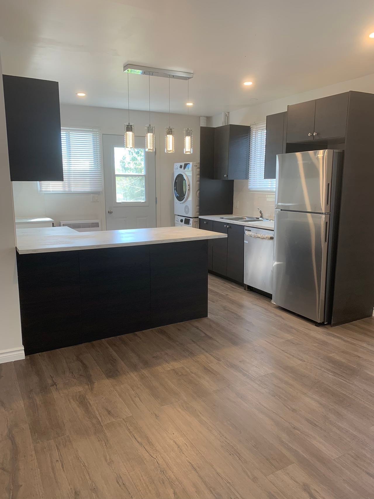 Photo - Kitchen