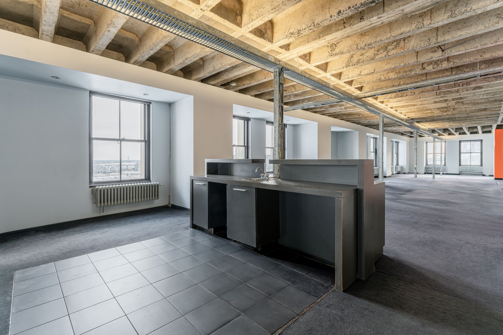 Photo - Interior