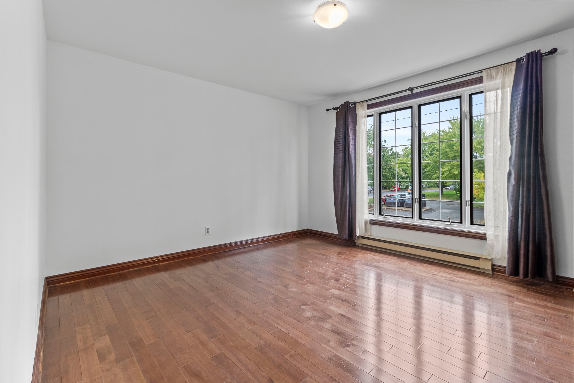 Photo - Chambre à coucher principale